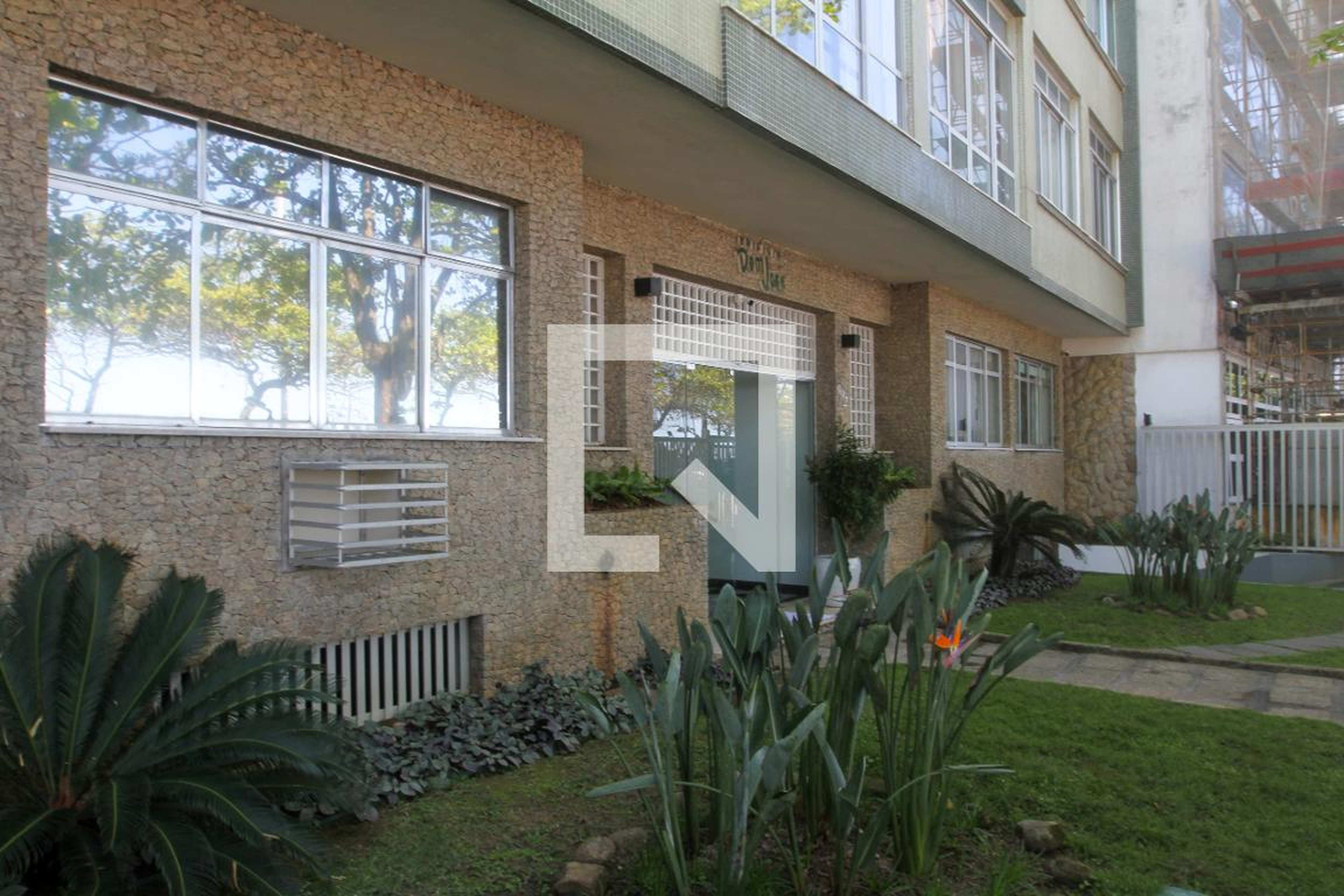 Entrada do Prédio - Edifício Dom José