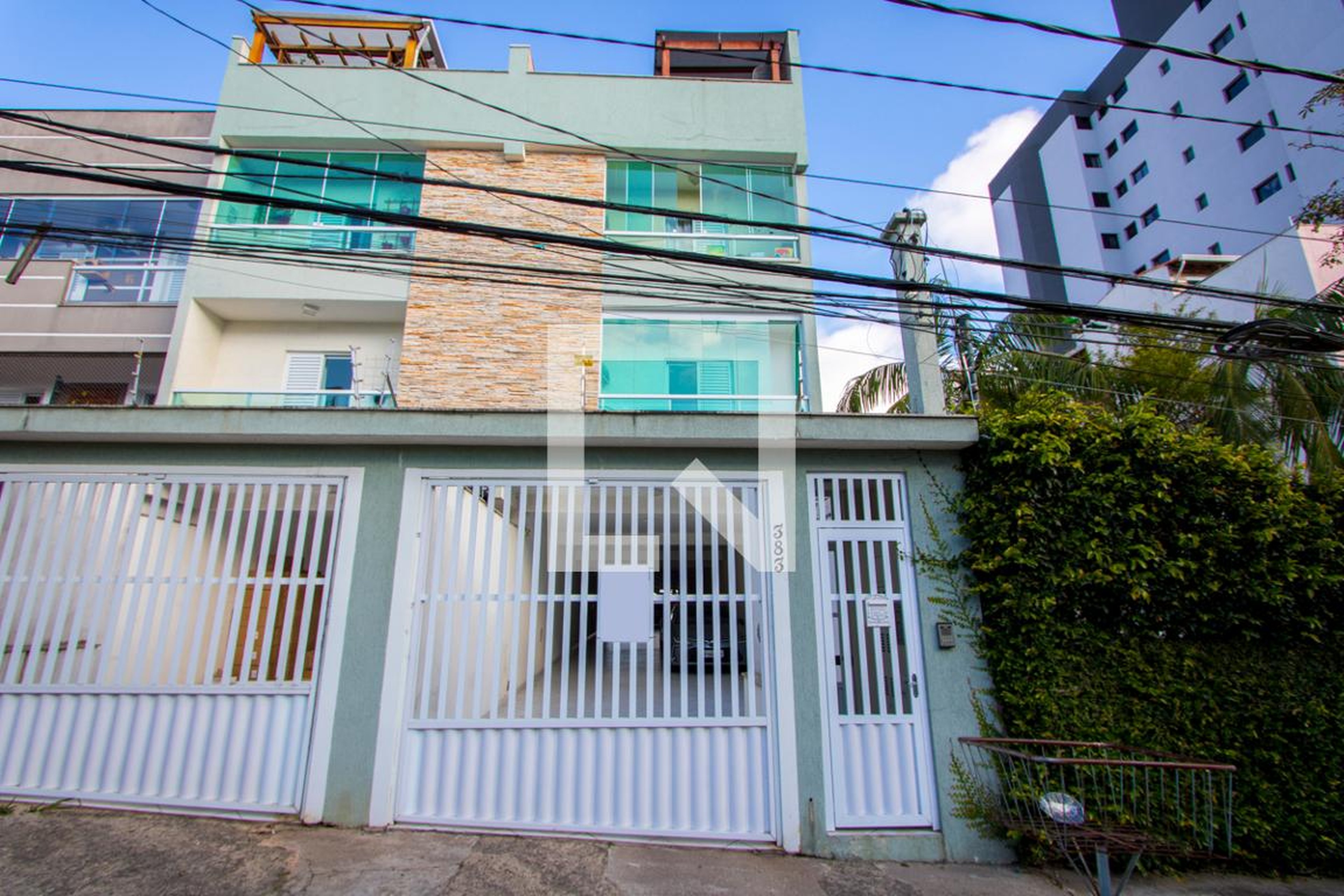 Fachada Condomínio em Rua Atibaia, 383