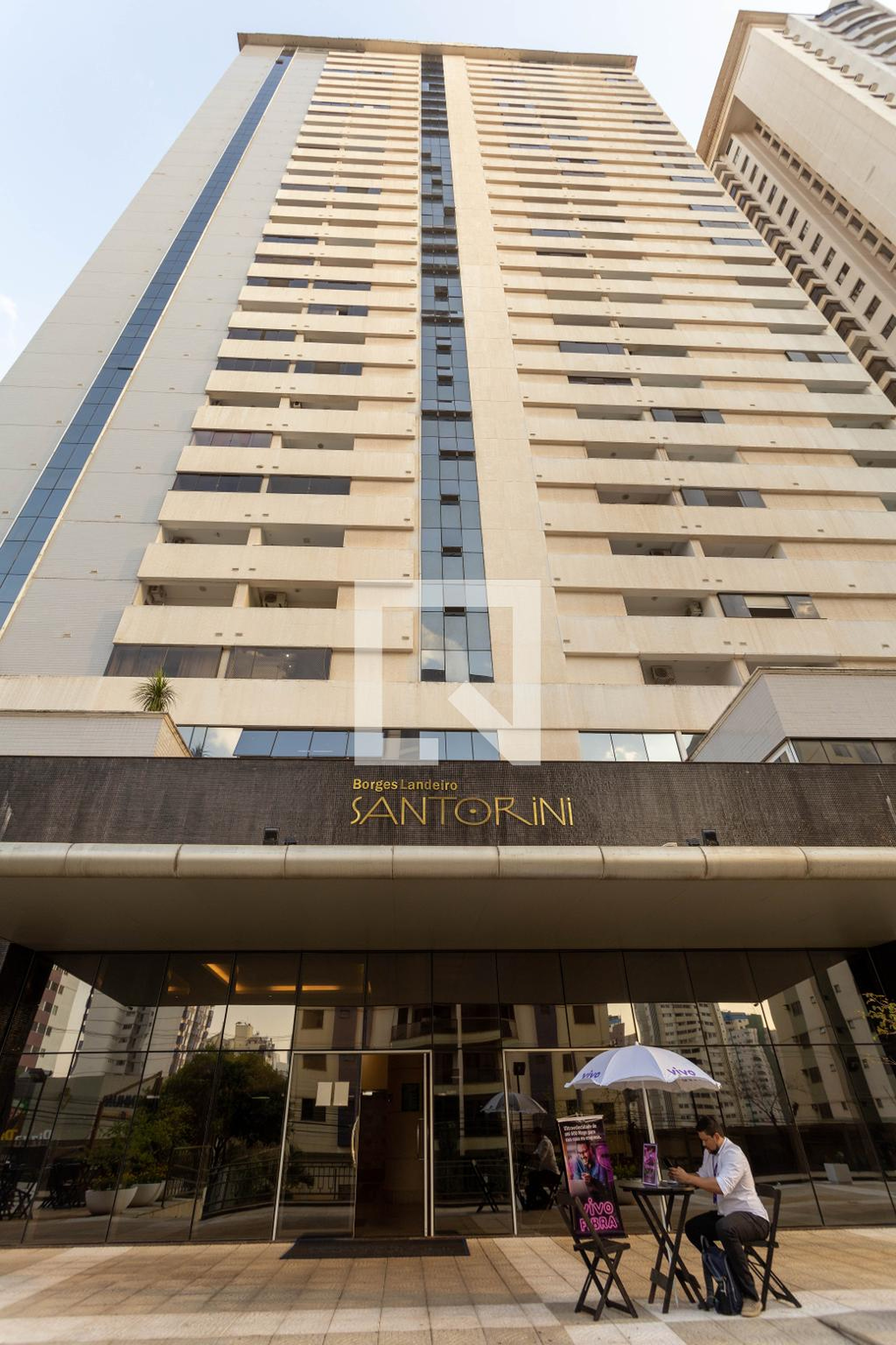 Fachada do Condomínio Condomínio Santorini