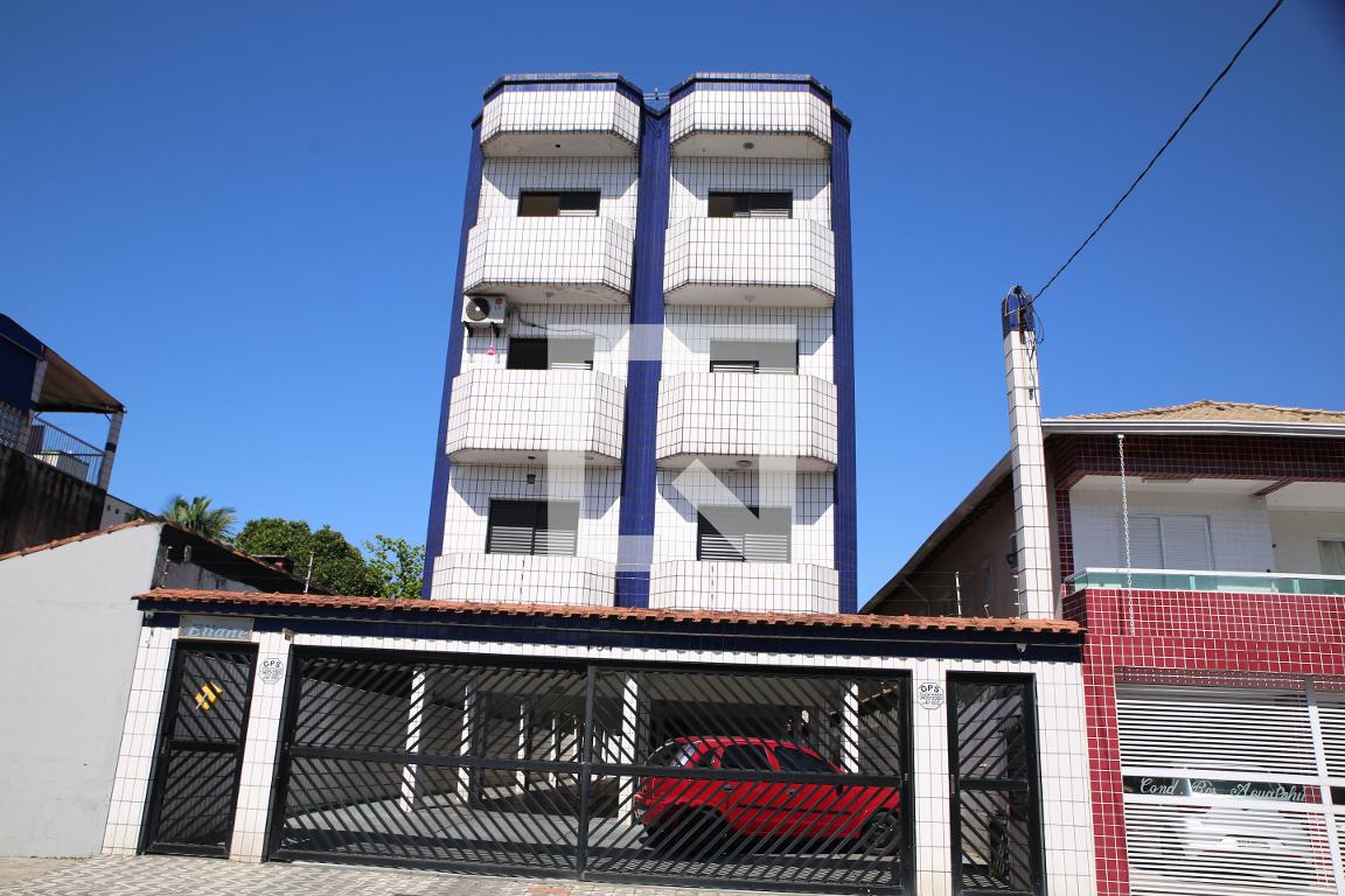 Fachada Condomínio Eliane