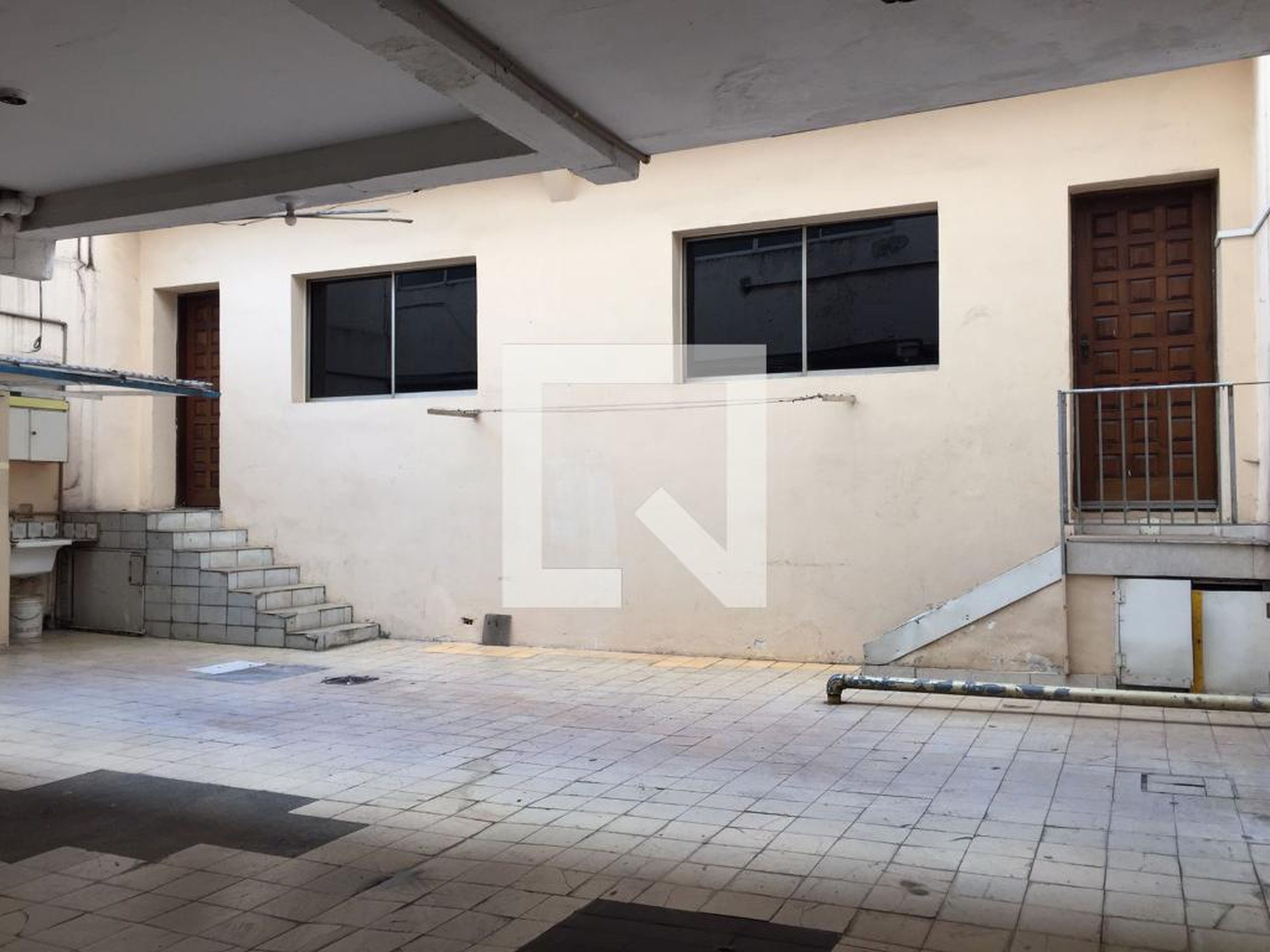 Fachada Condomínio em Avenida Caminho do Mar, 2427