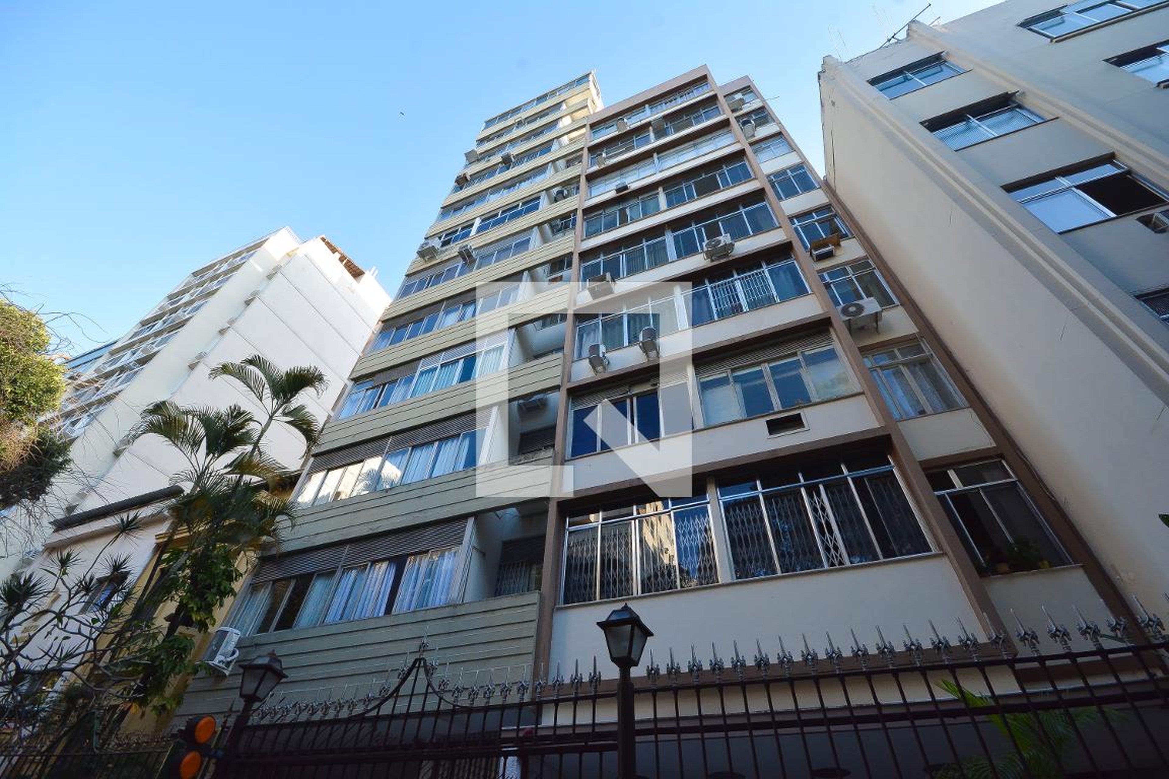 Fachada Condomínio em Rua Dois de Dezembro, 123