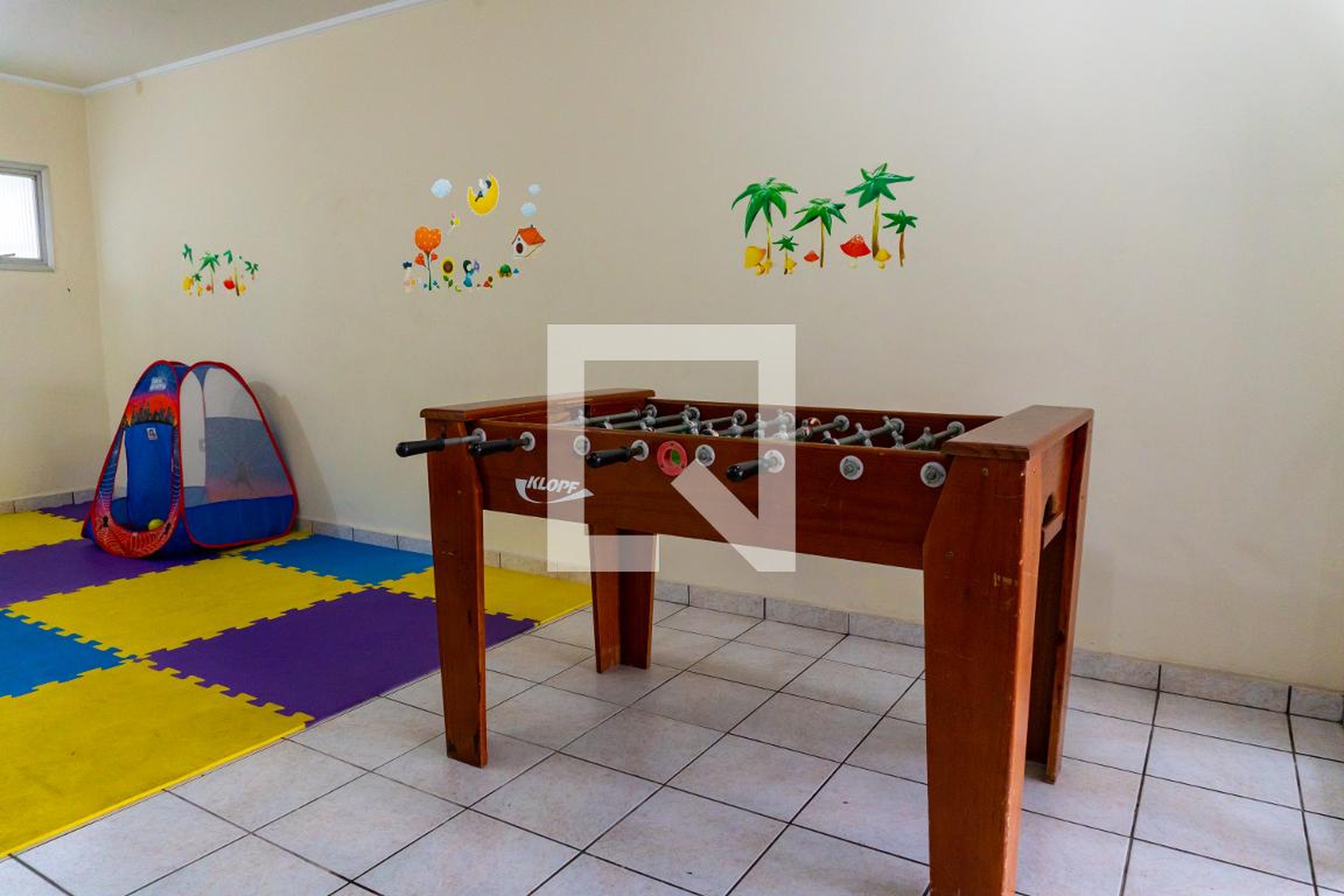 Sala de Jogos - Ana Neri