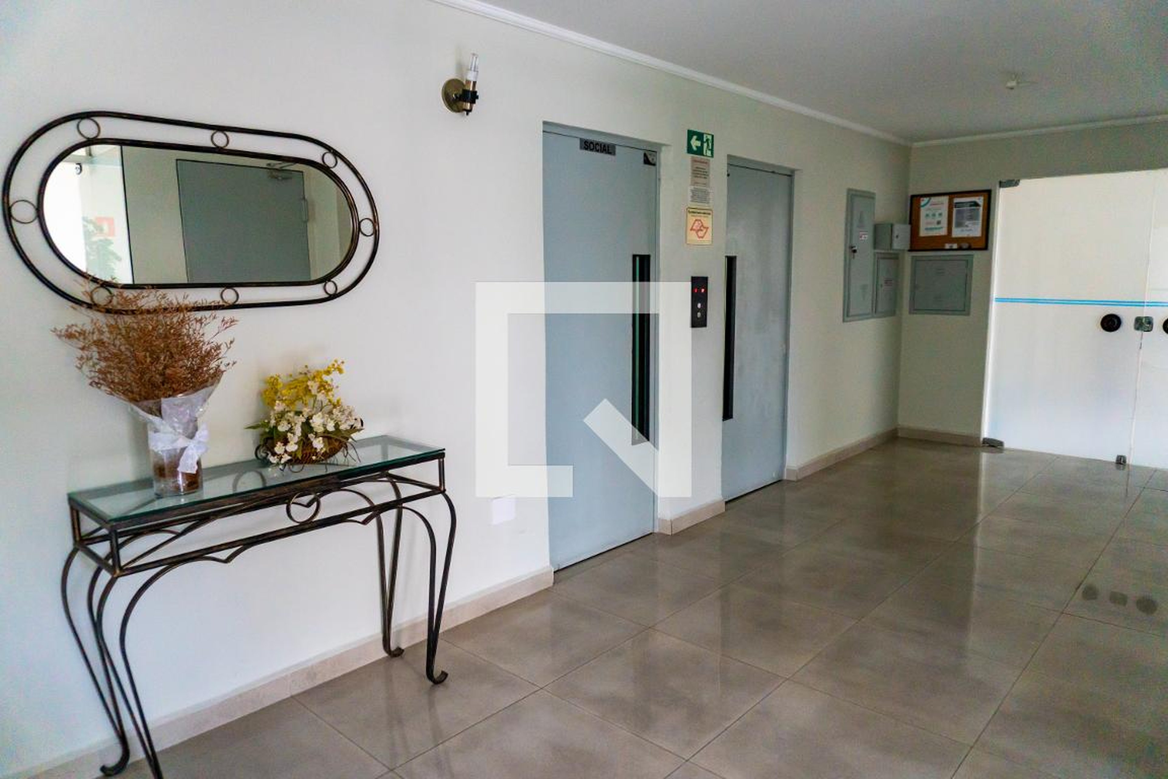 Hall de Entrada - Ana Neri