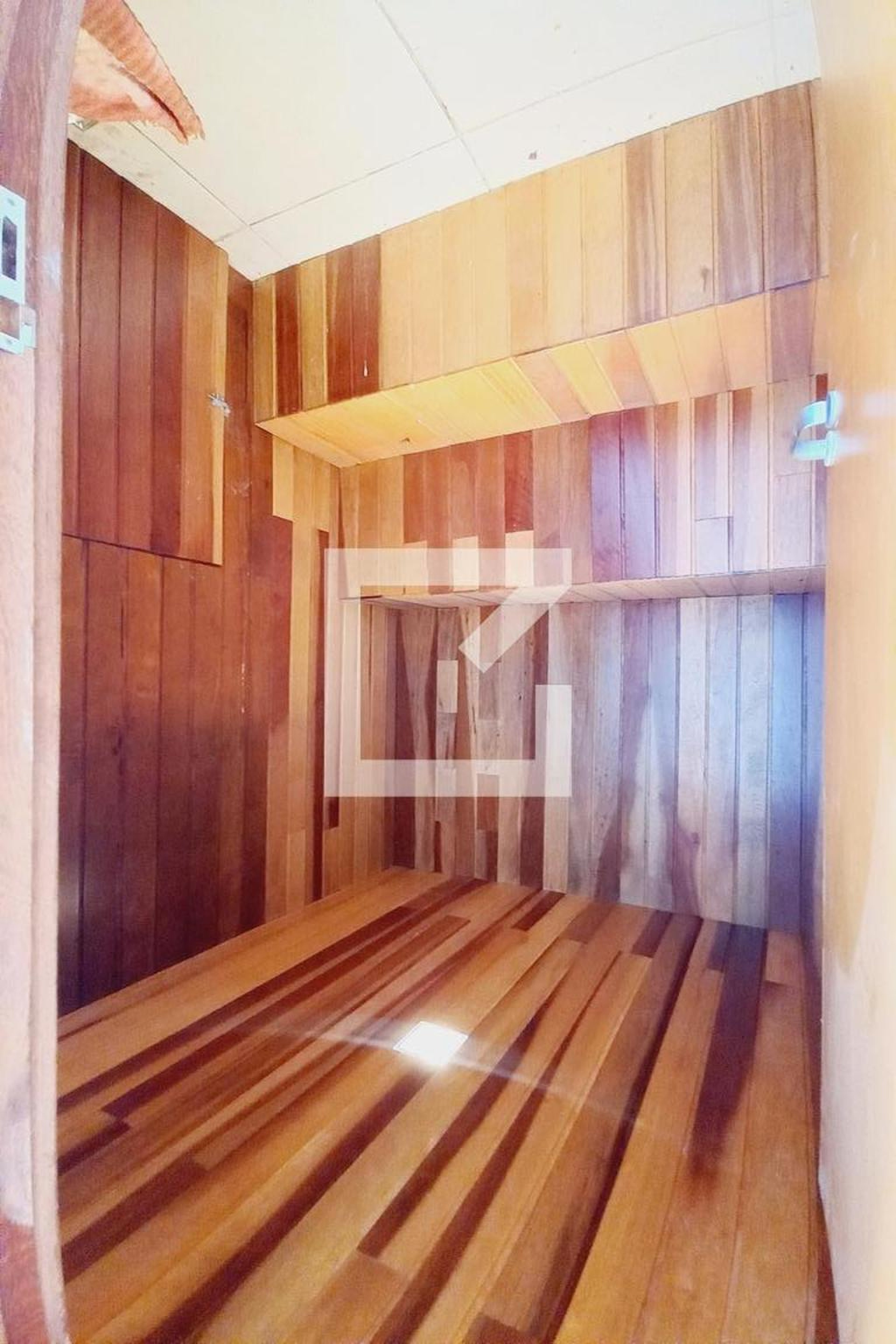 Sauna Condomínio em Rua Alaíde Moraes Rodrigues de Castro, 32