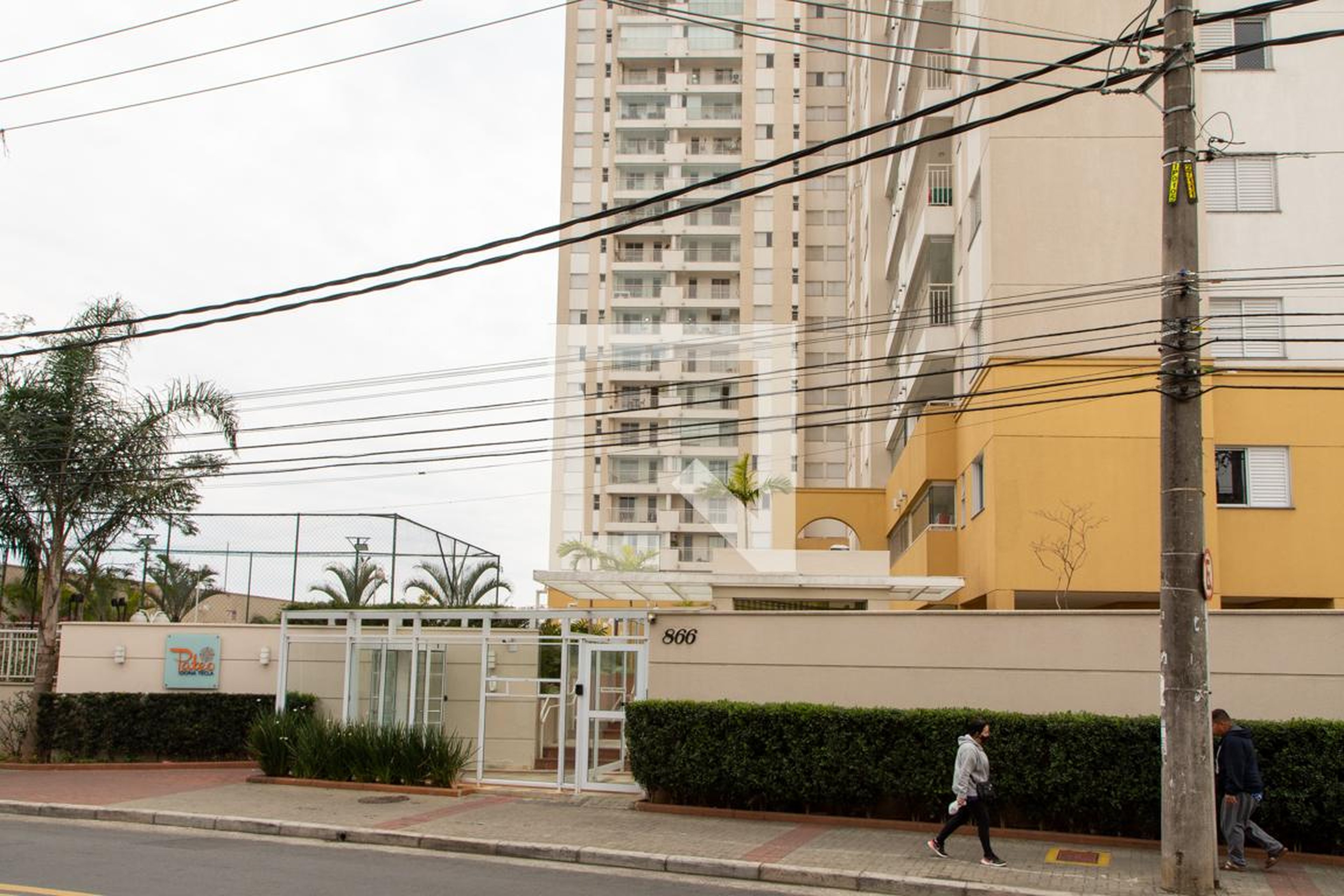 Fachada do Condomínio Condomínio Pateo Dona Tecla