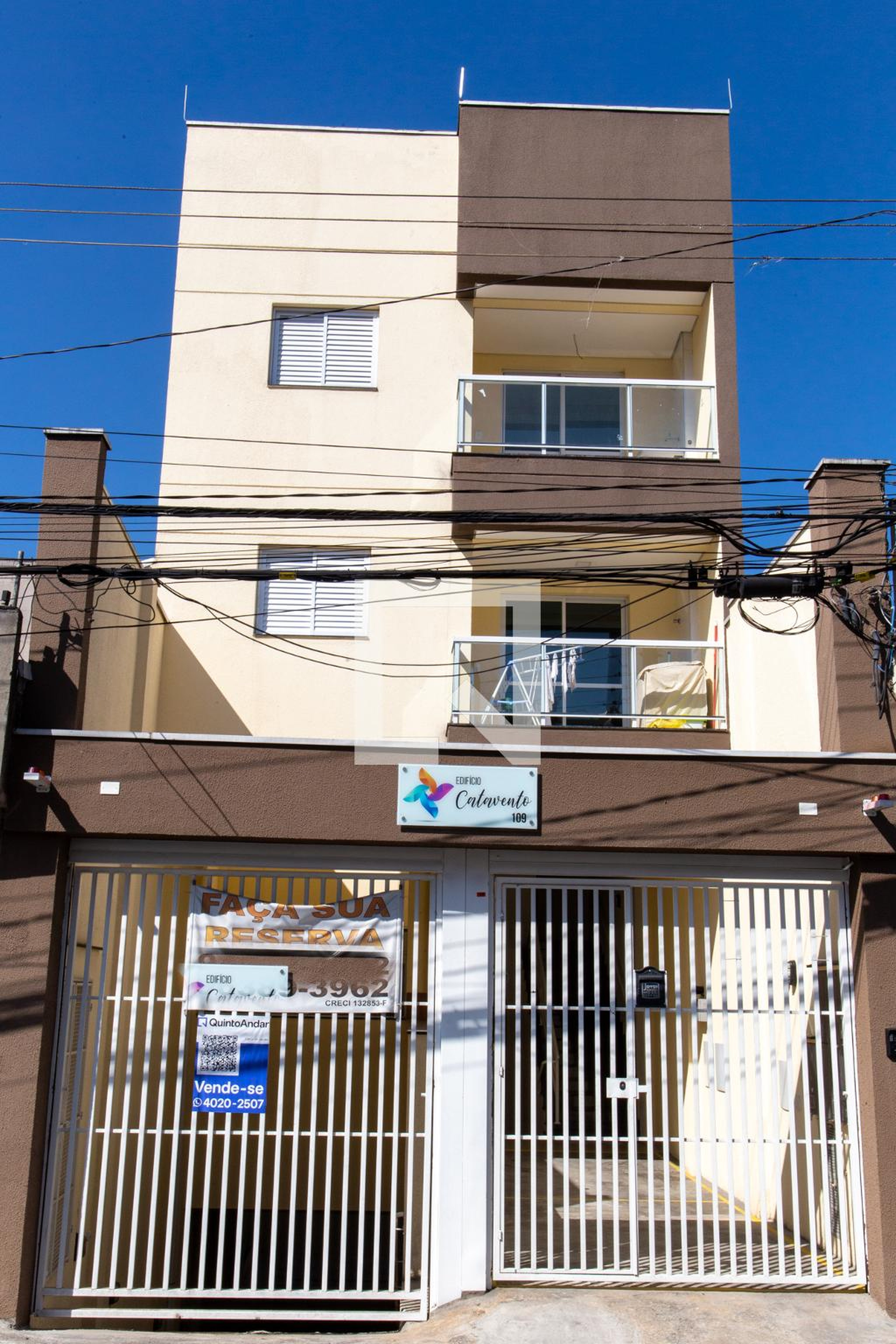 Fachada Condomínio em Rua Vereador Jorge Ferreira, 109