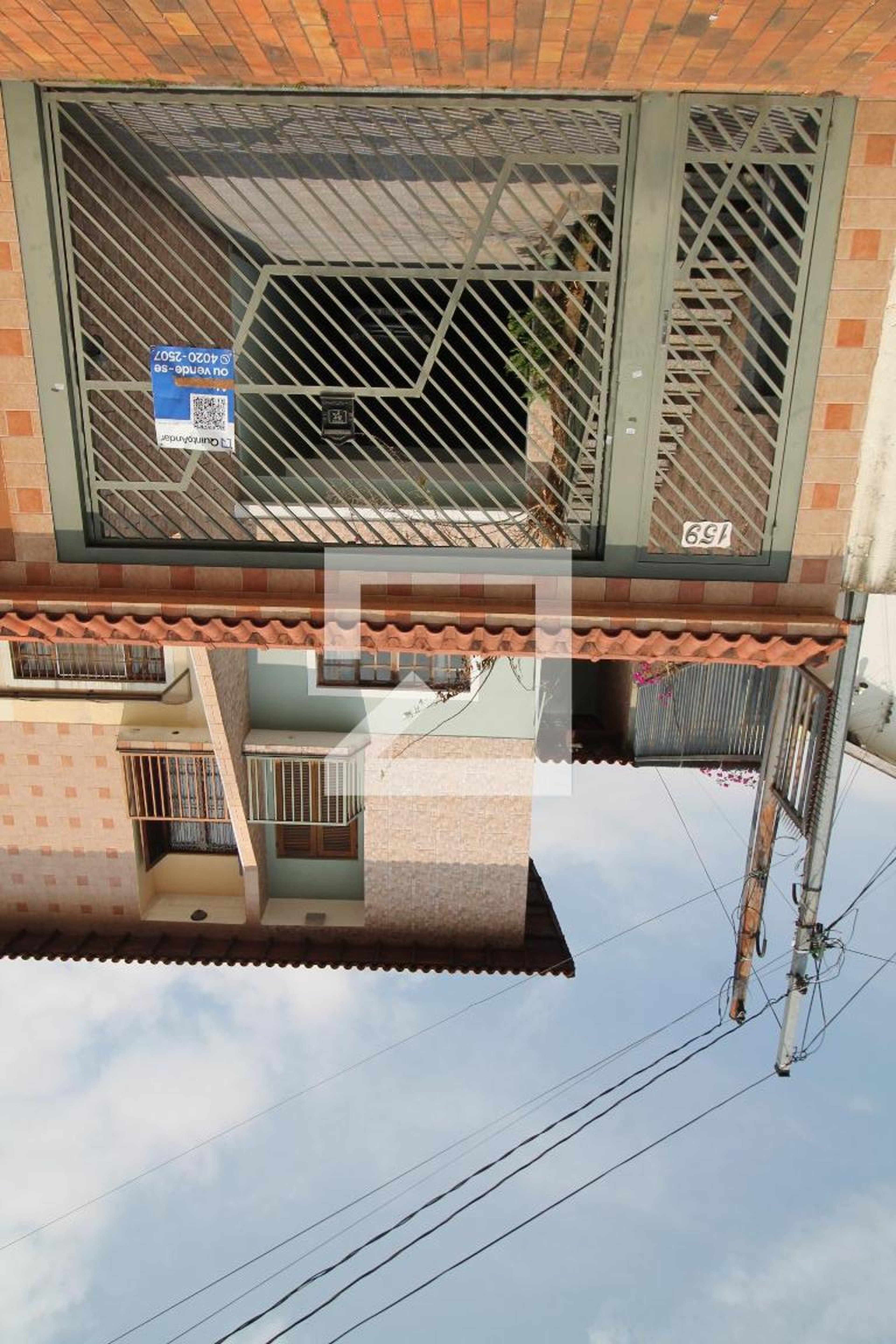 Fachada Condomínio em Rua João Luiz Faria, 159