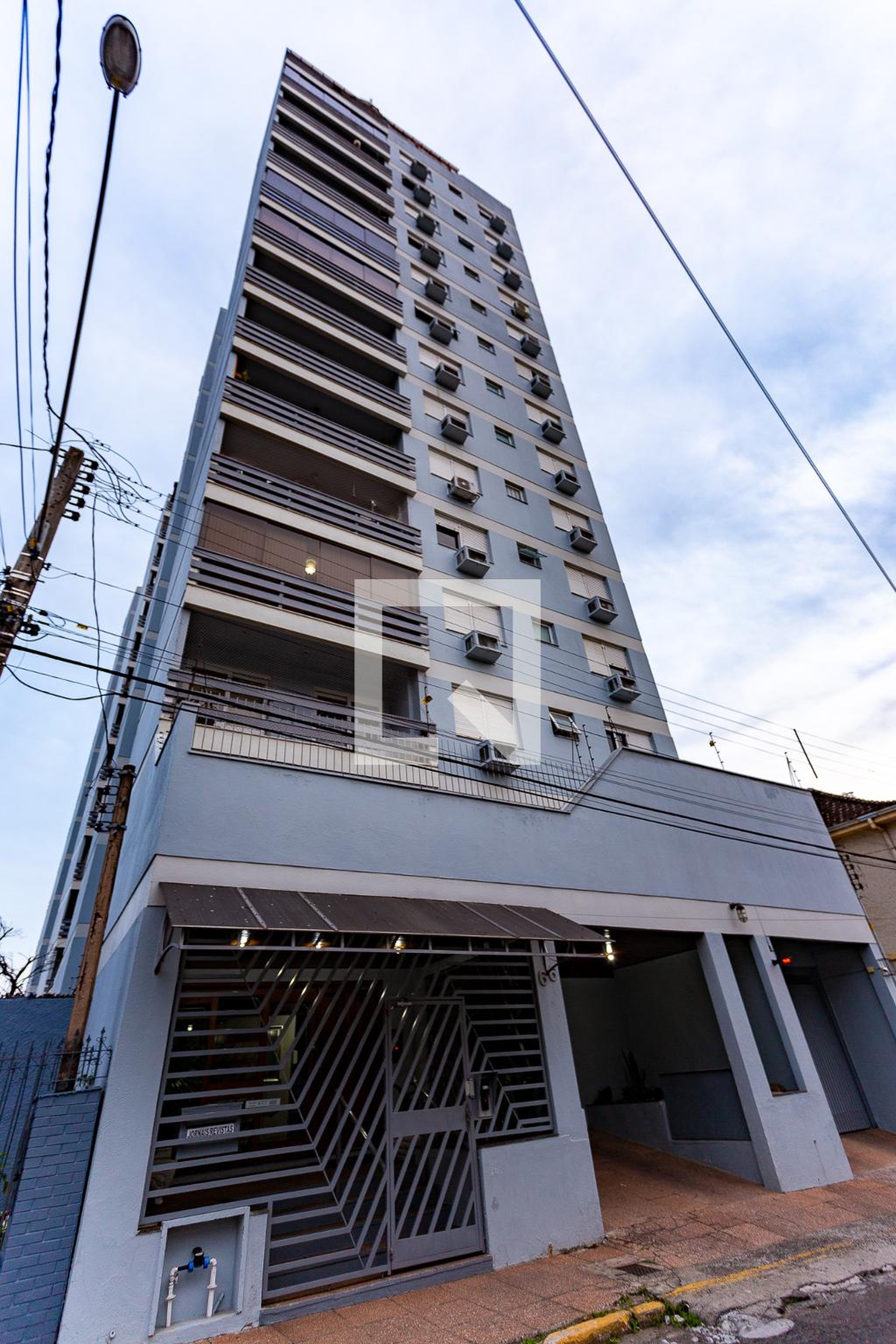 Fachada do Condomínio Condomínio Esplanada Central