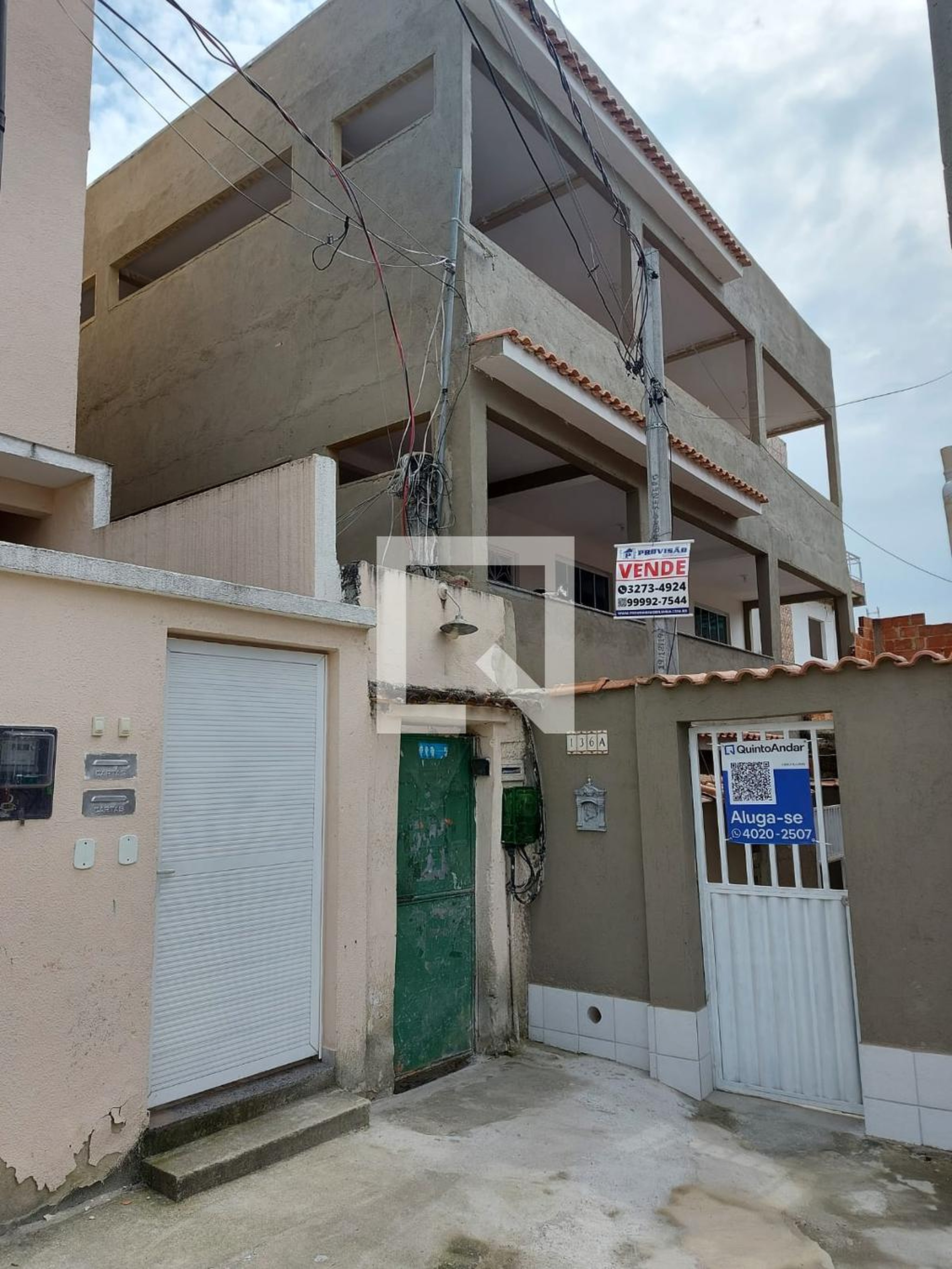 Fachada do Condomínio Condomínio em Rua Quaraim, 136