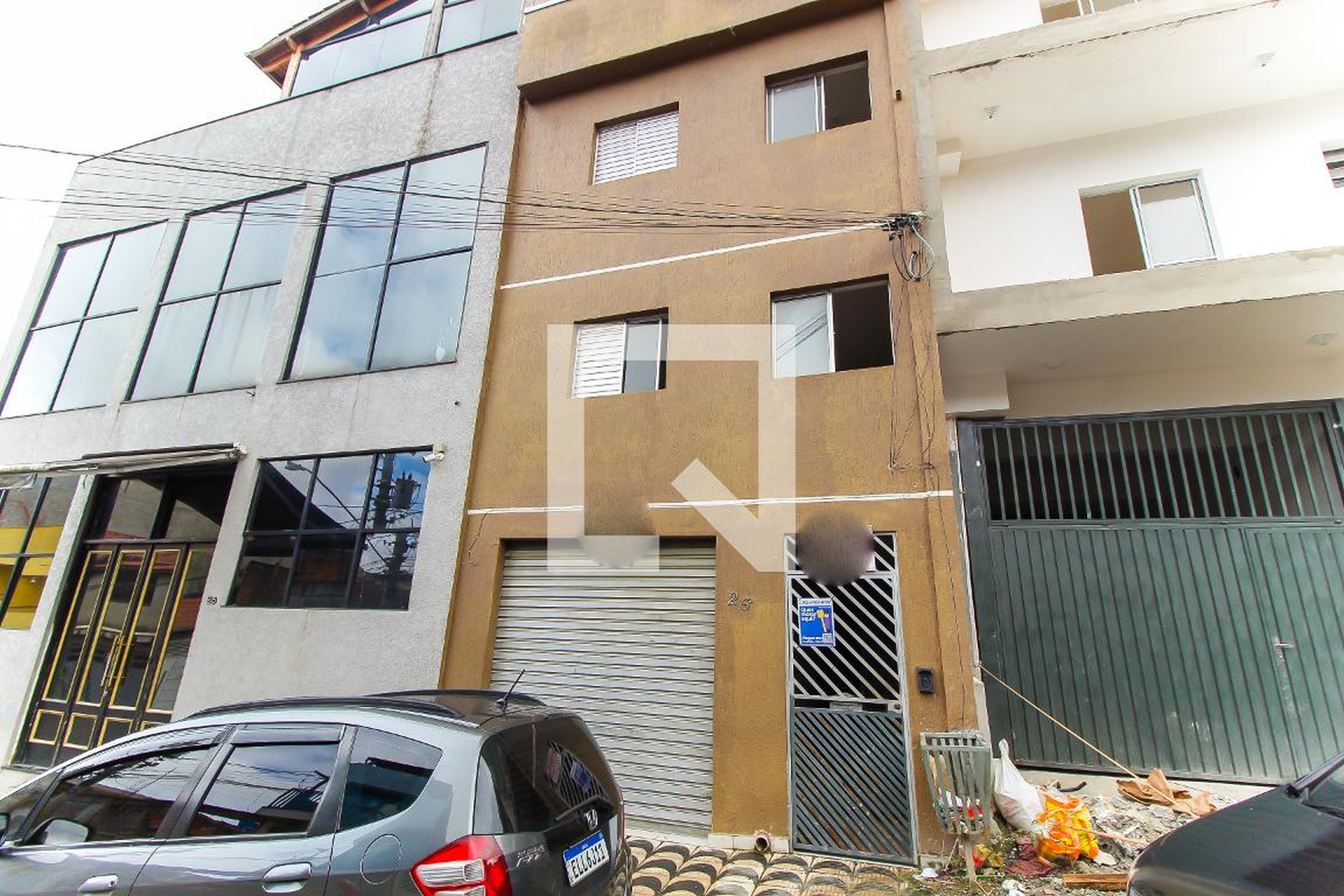 Fachada Condomínio em Rua Rio Andaiã, 26