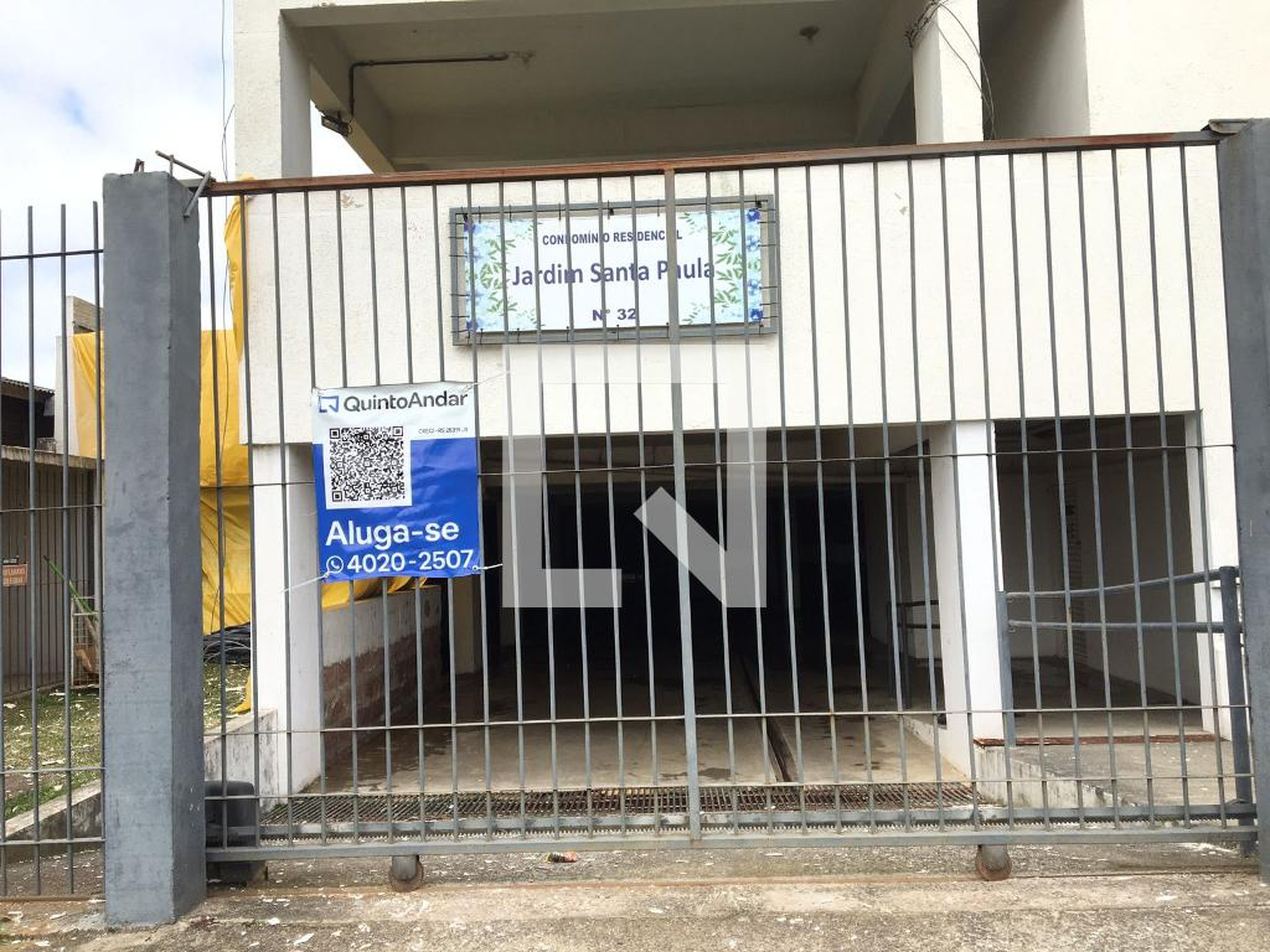 Fachada do Condomínio Condomínio Jardim Santa Paula