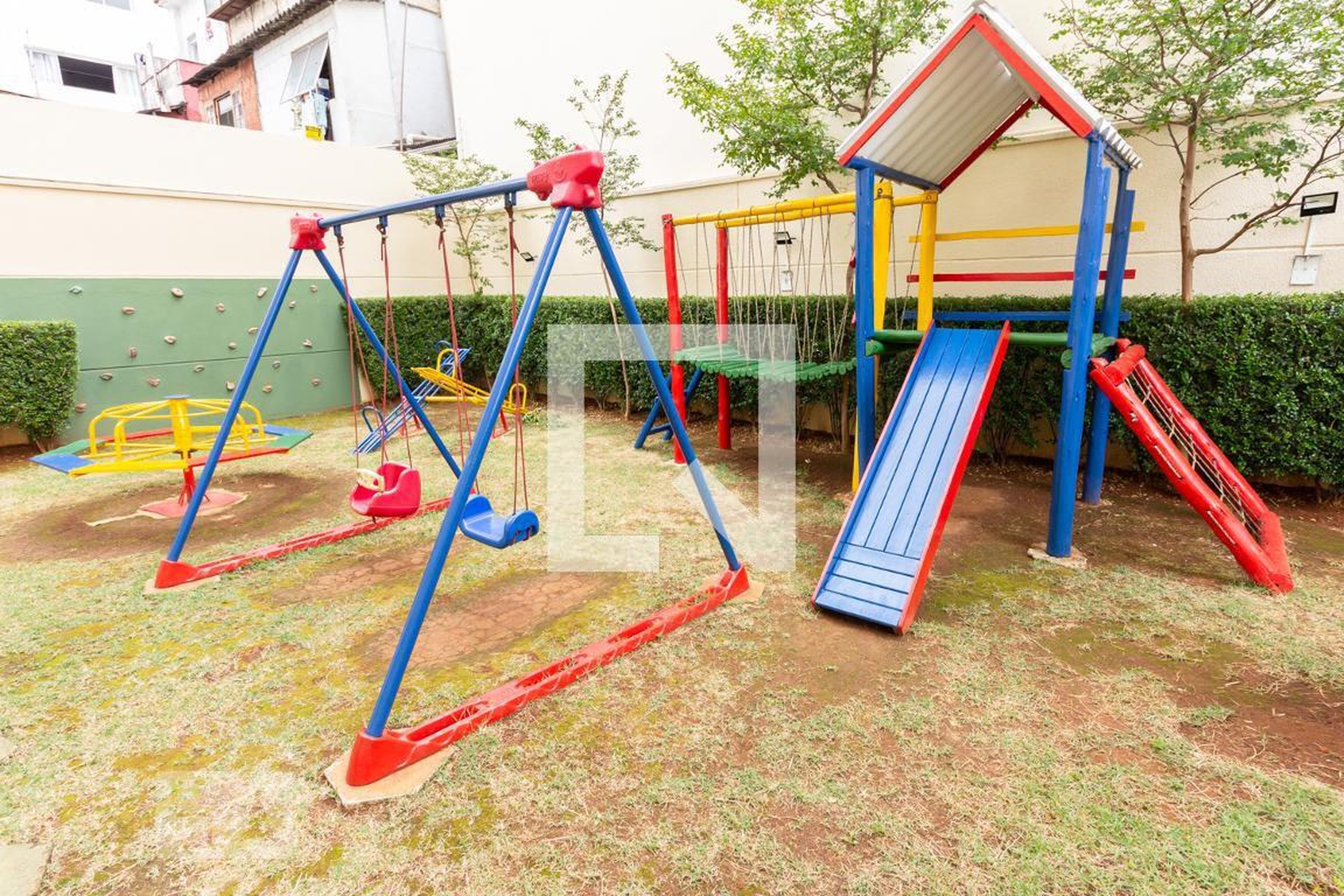 Playground - Edifício Giro