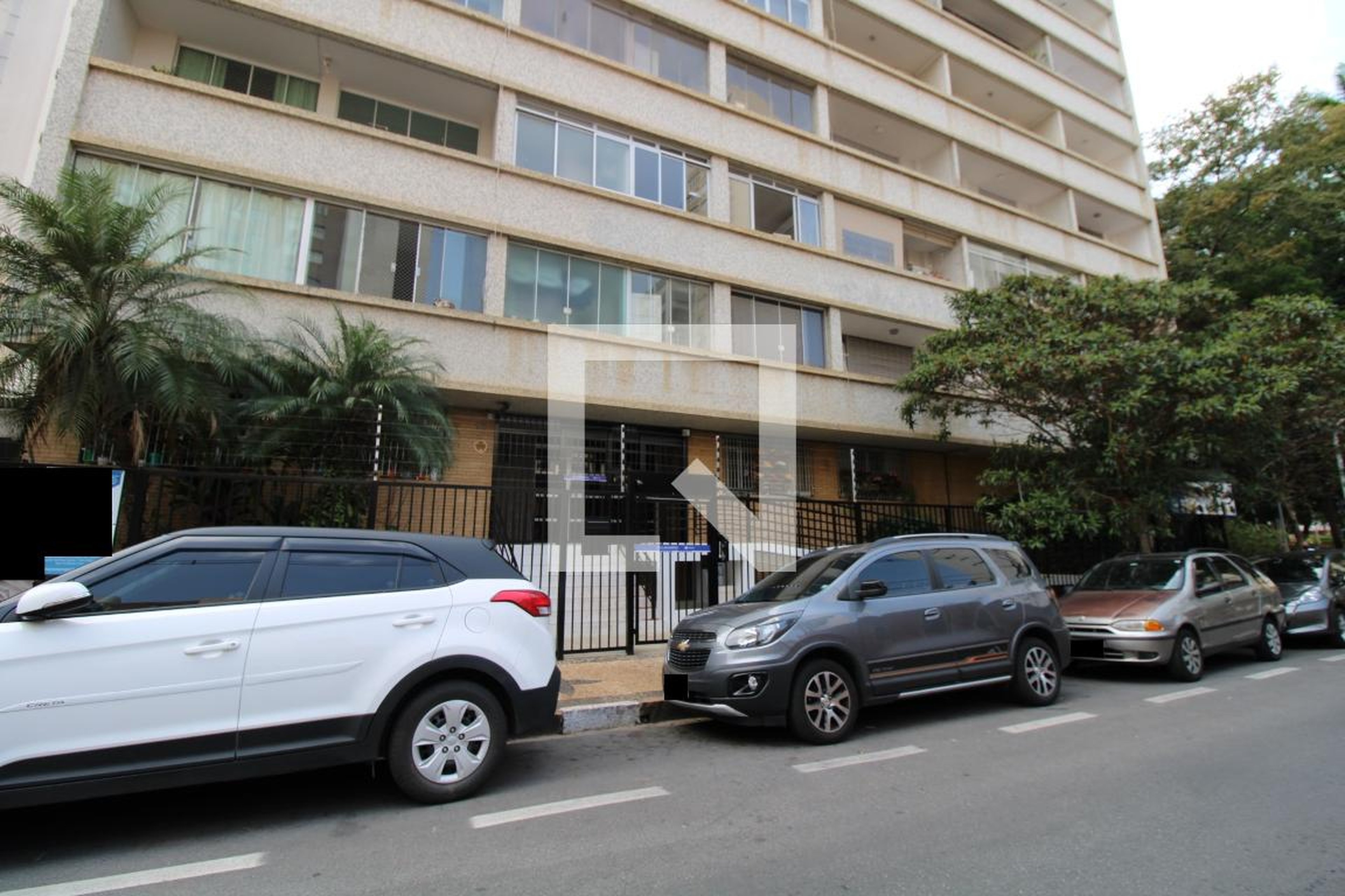 Fachada Condomínio Anhanguera