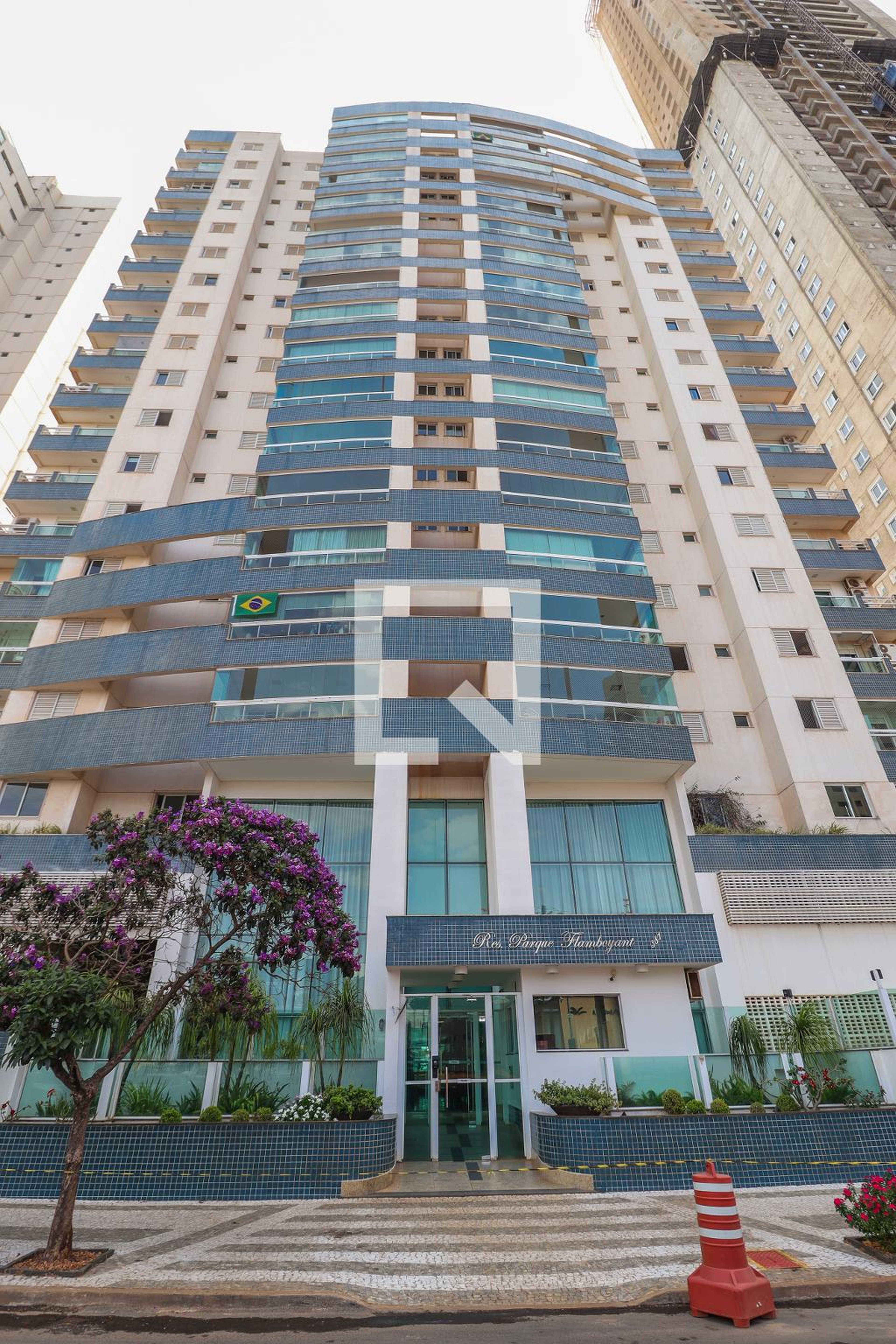 Fachada Condomínio Parque Flamboyant
