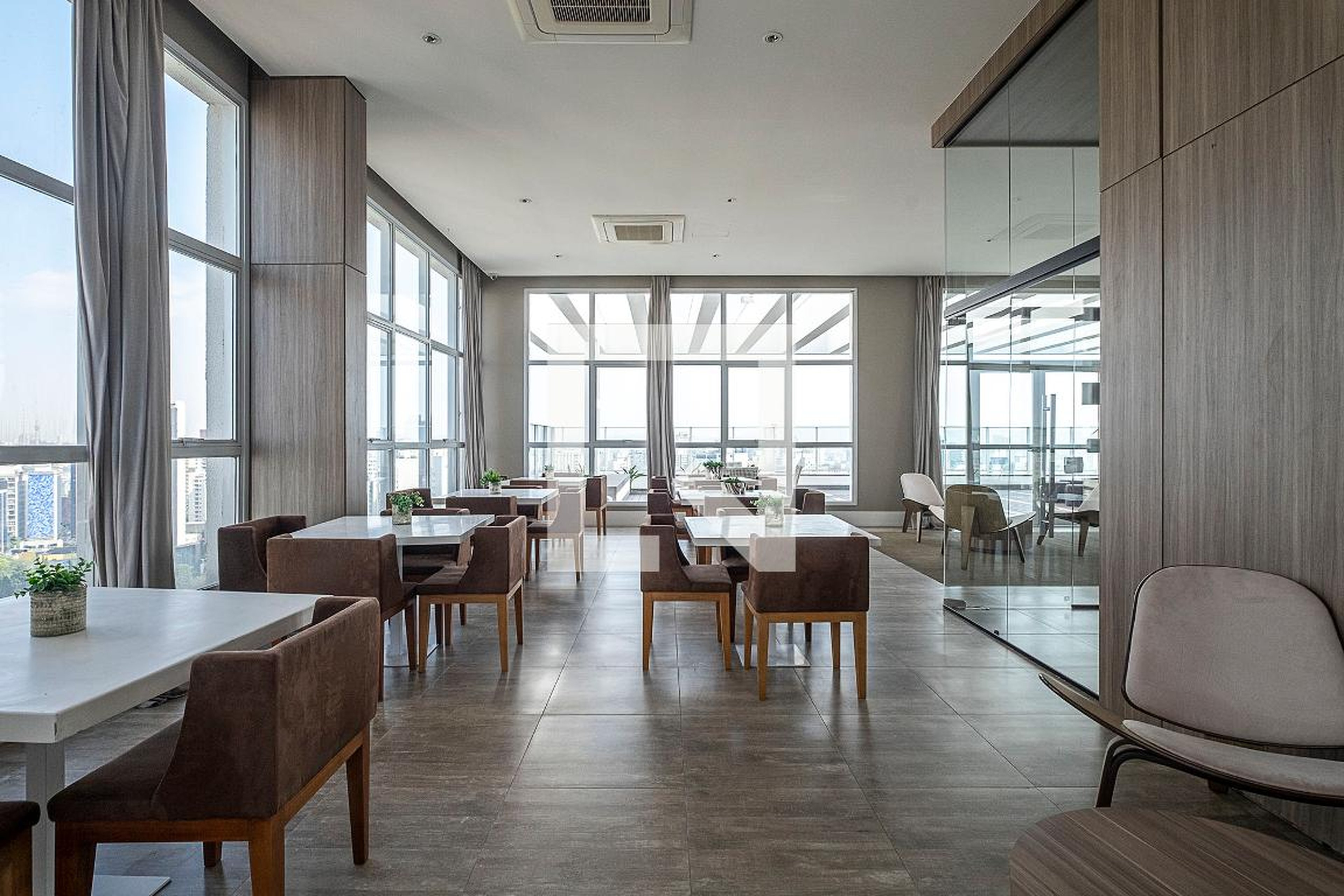 Salão de Festas 2 - London