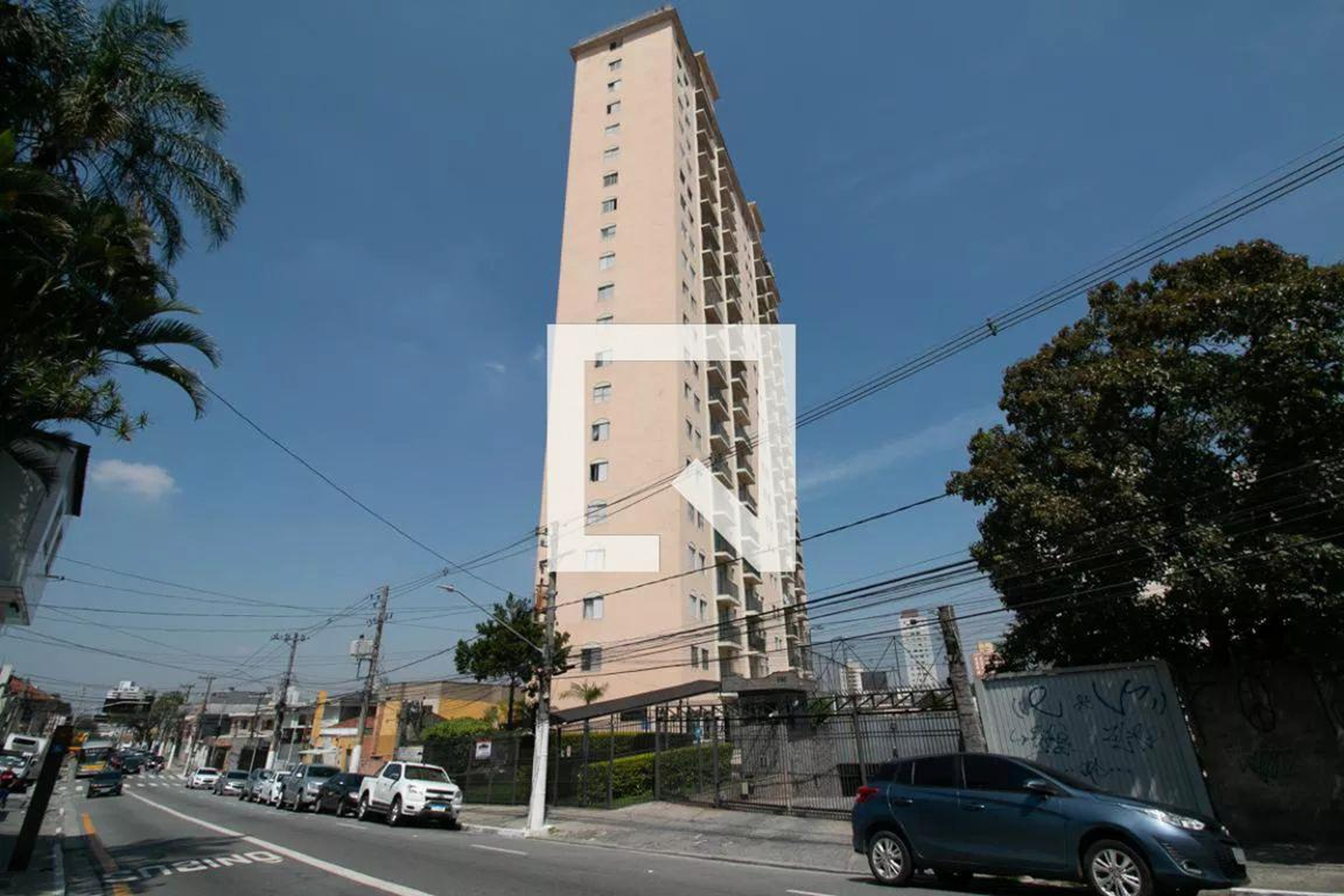 Fachada do Condomínio Condomínio em Avenida Padres Olivetanos, 360