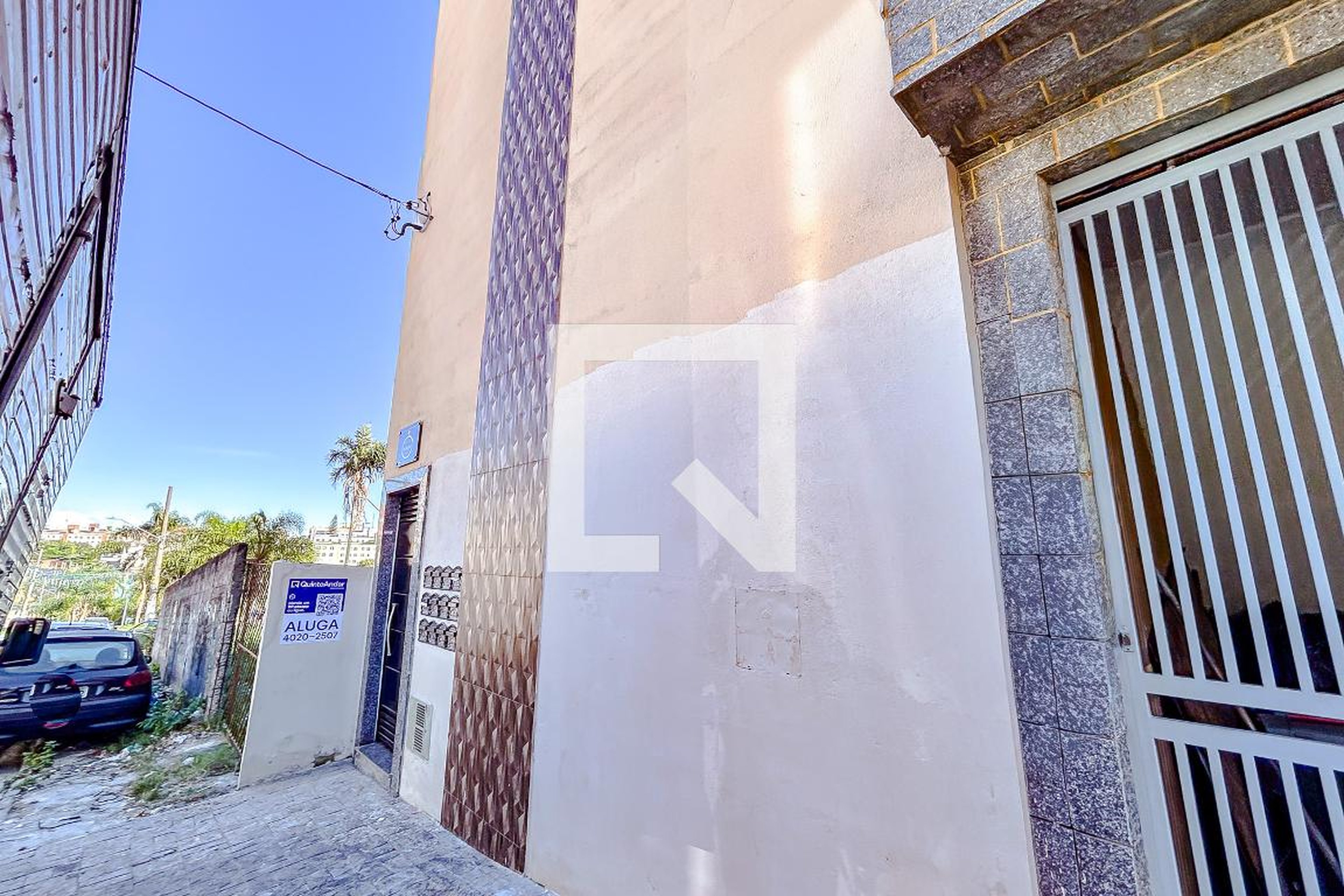 Fachada Residencial Elvenezer I