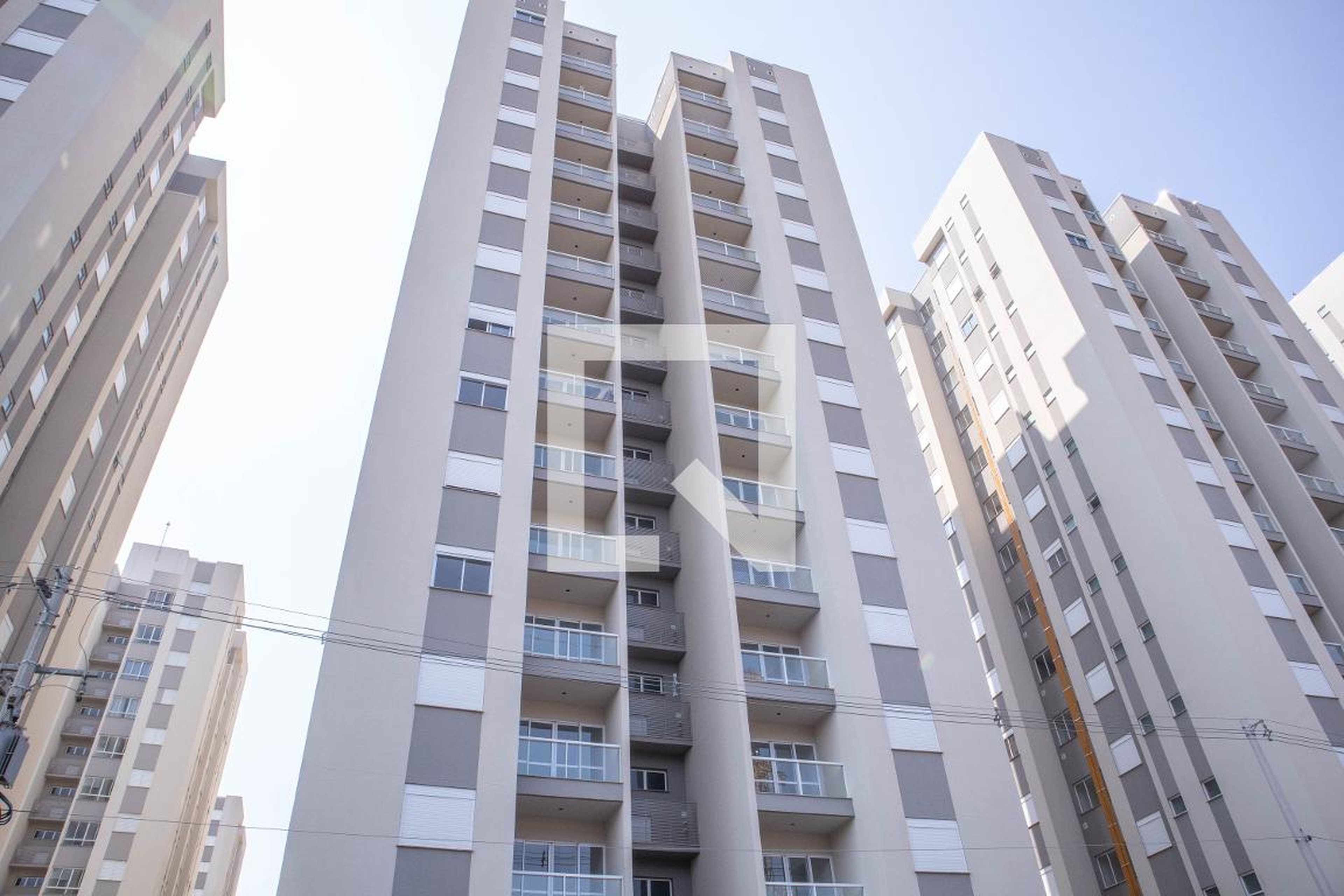 Fachada do Prédio Condomínio Portal Quinta dos Pinheiros