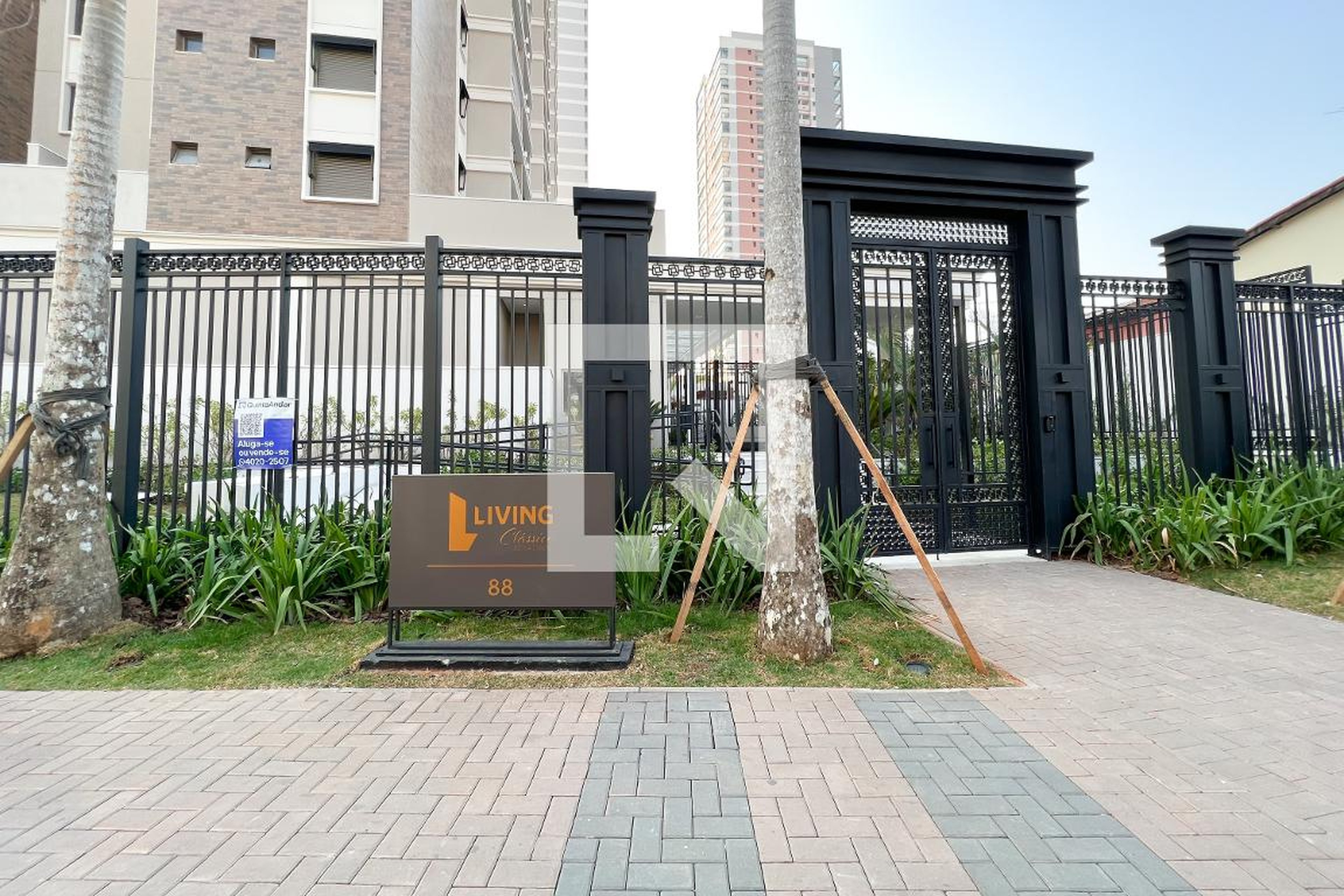 Fachada Condomínio em Rua Anhanguera, 439