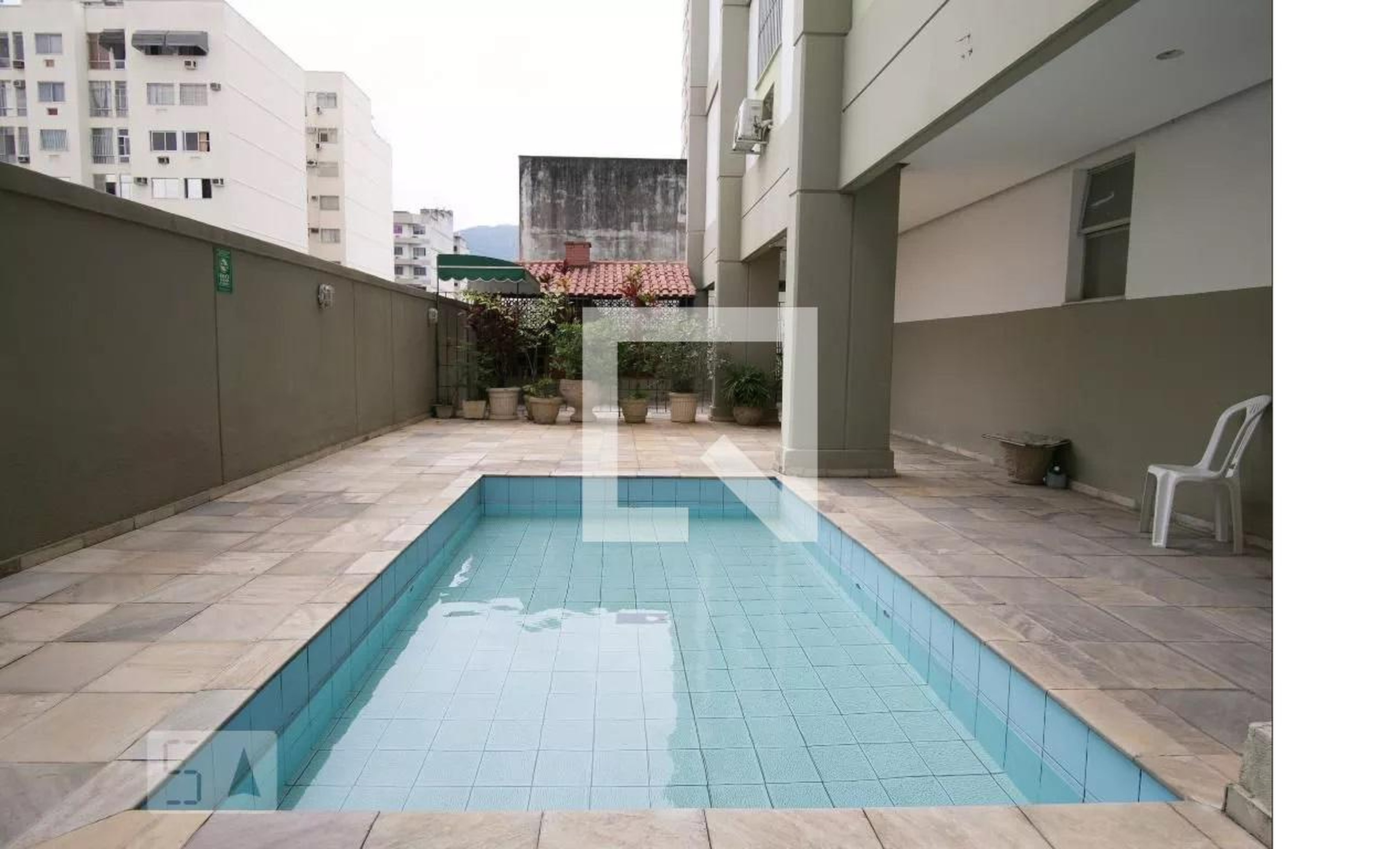 Piscina - Salathiel S. Filho