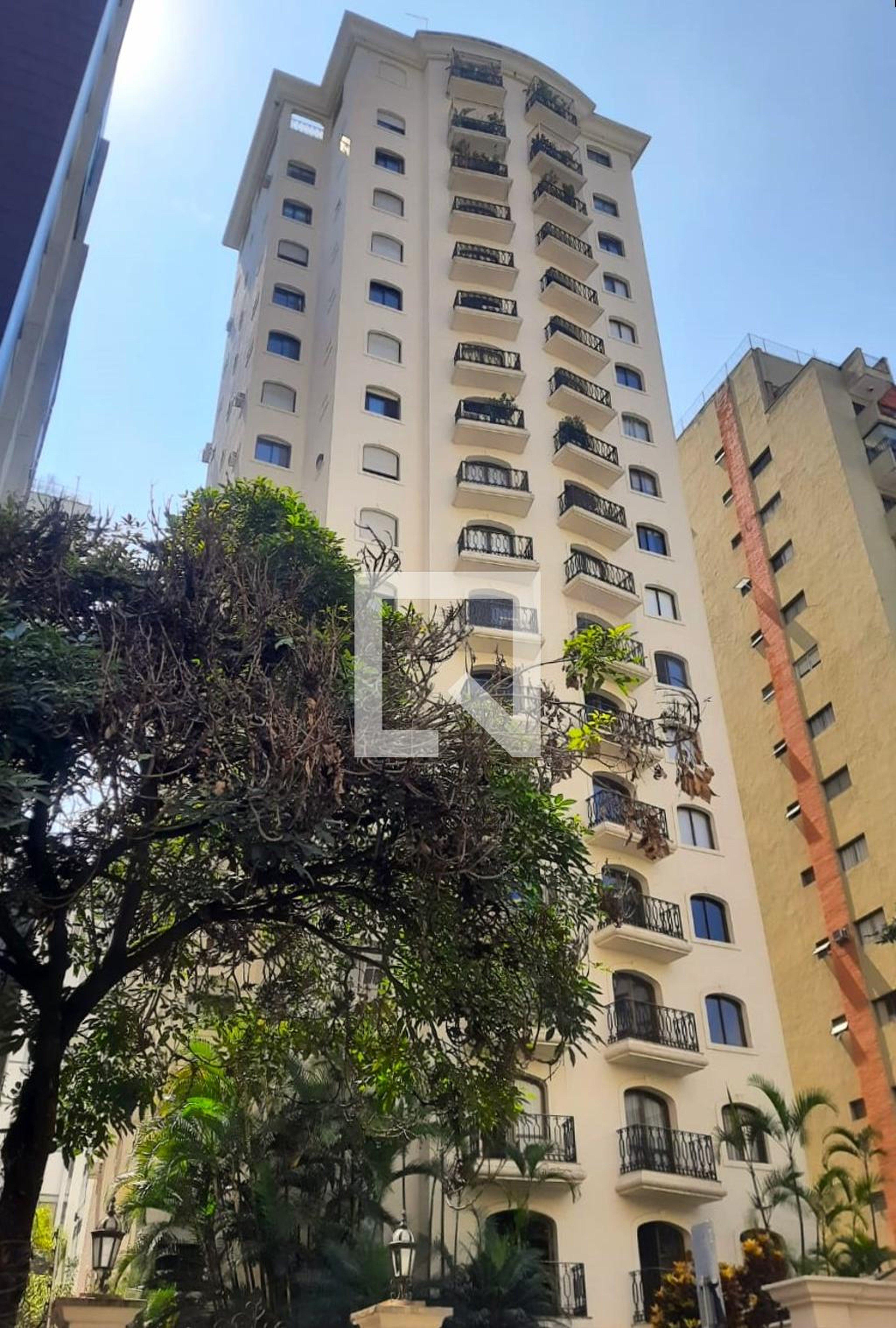 Fachada Condomínio Quinta de Petrópolis