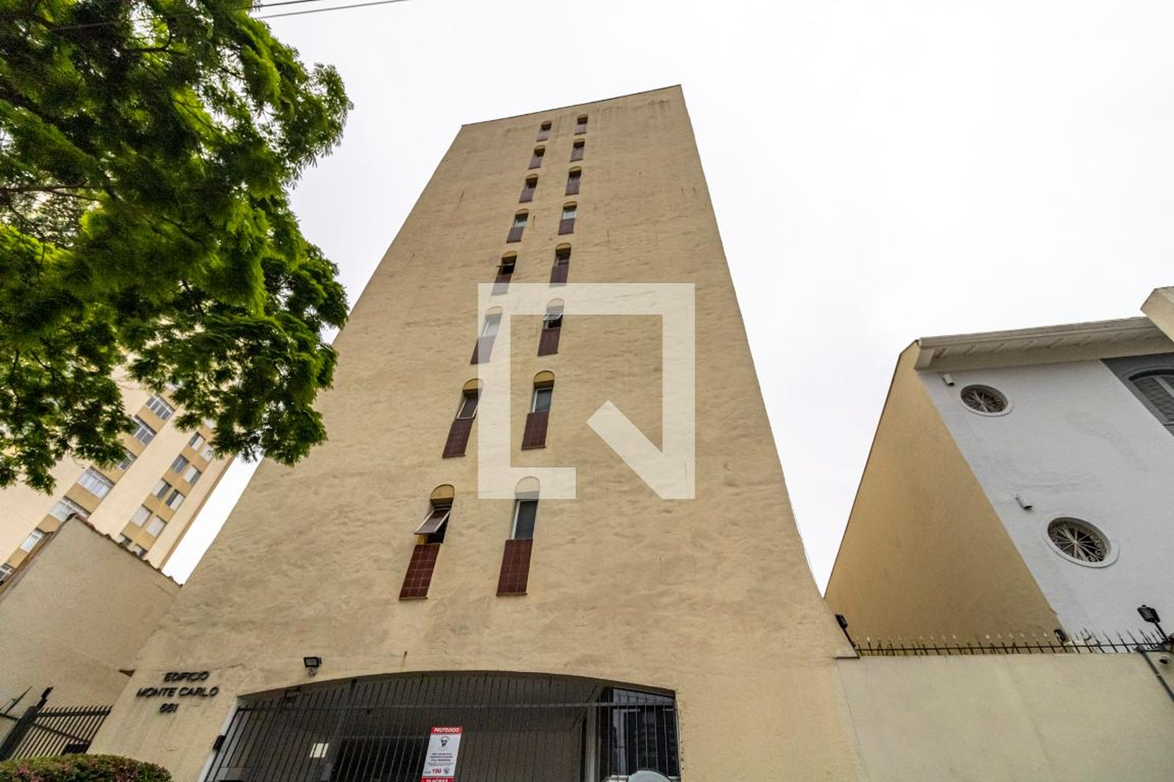 Fachada do Condomínio Condomínio Monte Carlo