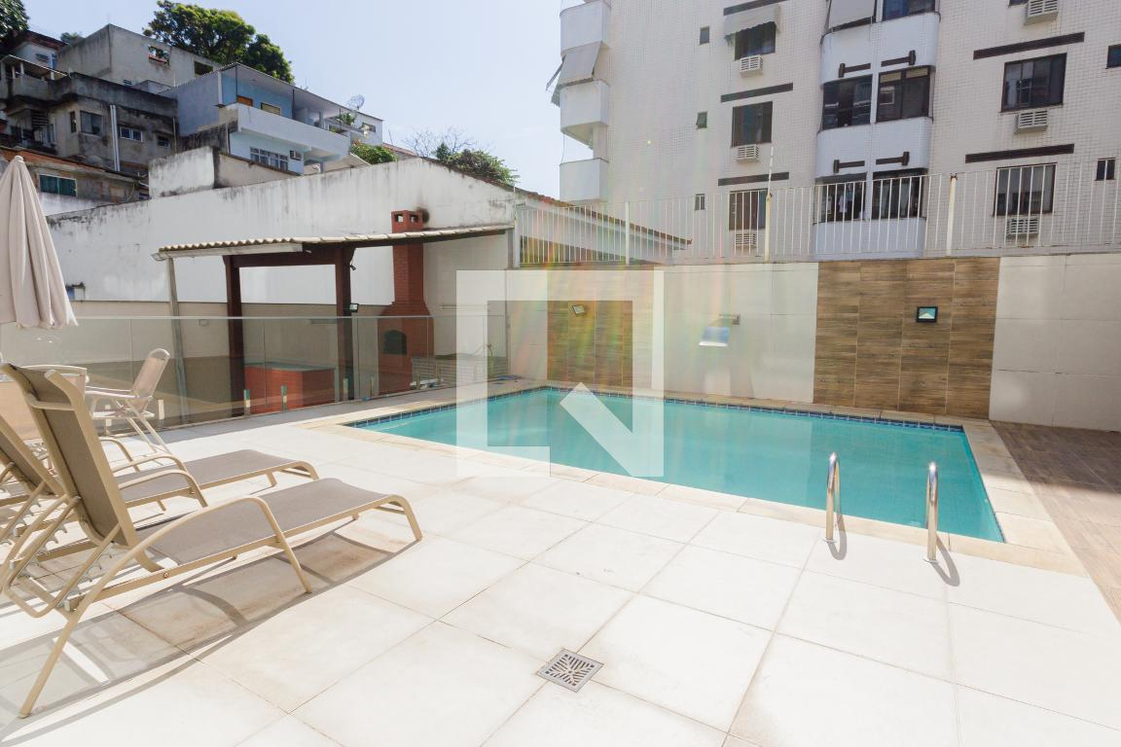 Piscina - Residencial Matisse