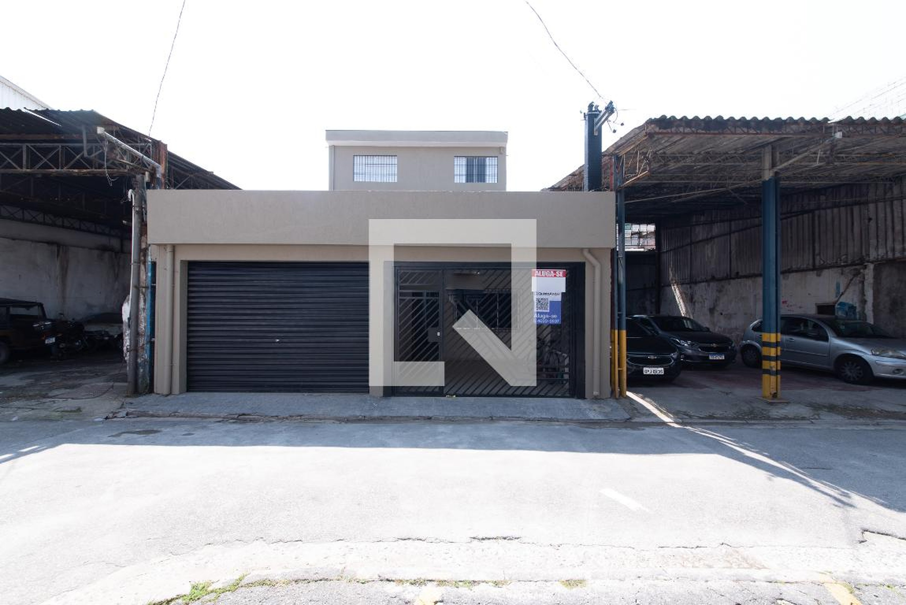 Fachada Condomínio em Rua Madre Maria Da Assuncao Soares, 58