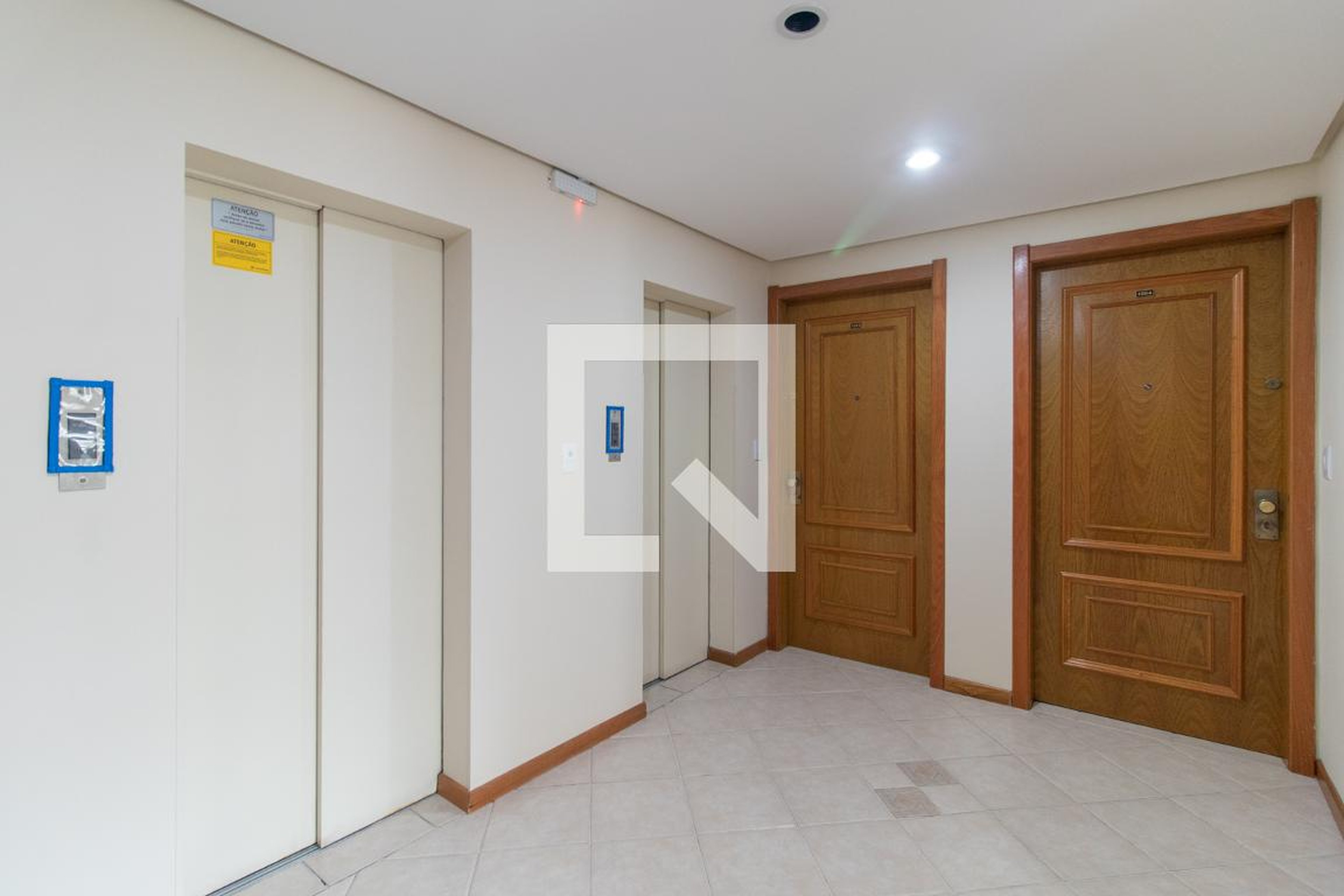 Elevador - Ponta das Pedras