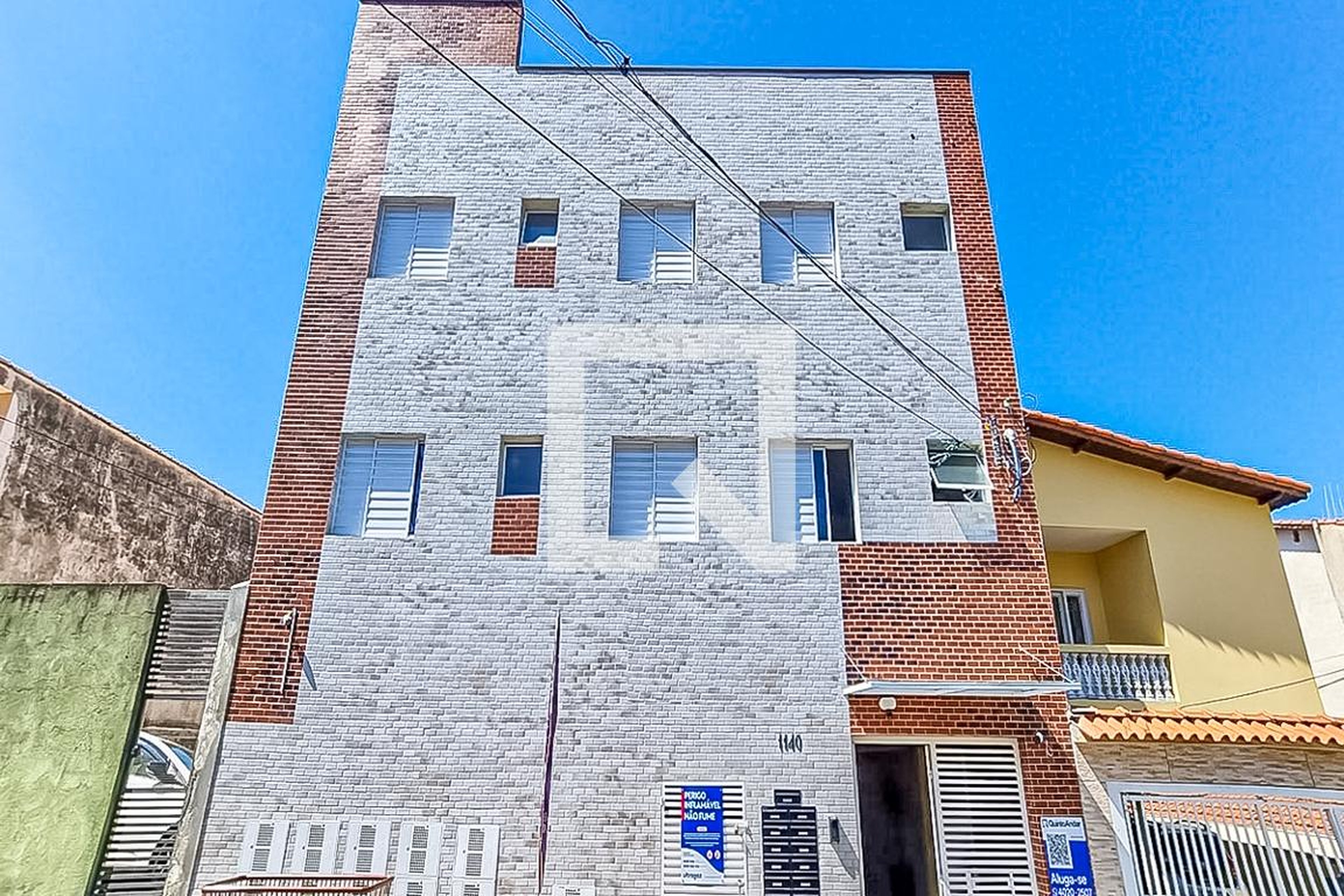 Fachada Condomínio em Rua Kobe, 1140