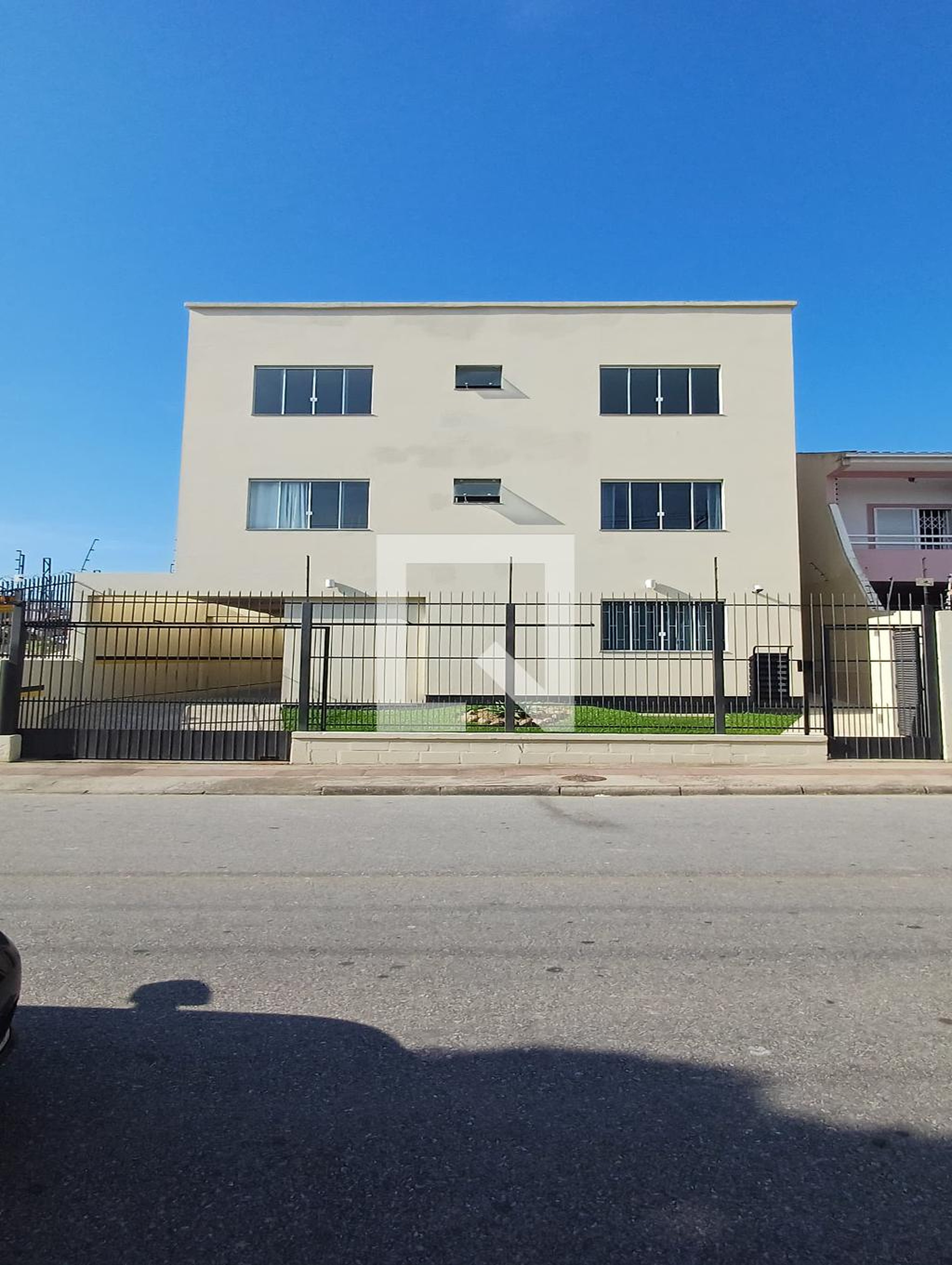 Fachada do Prédio Residencial Flor do Dia