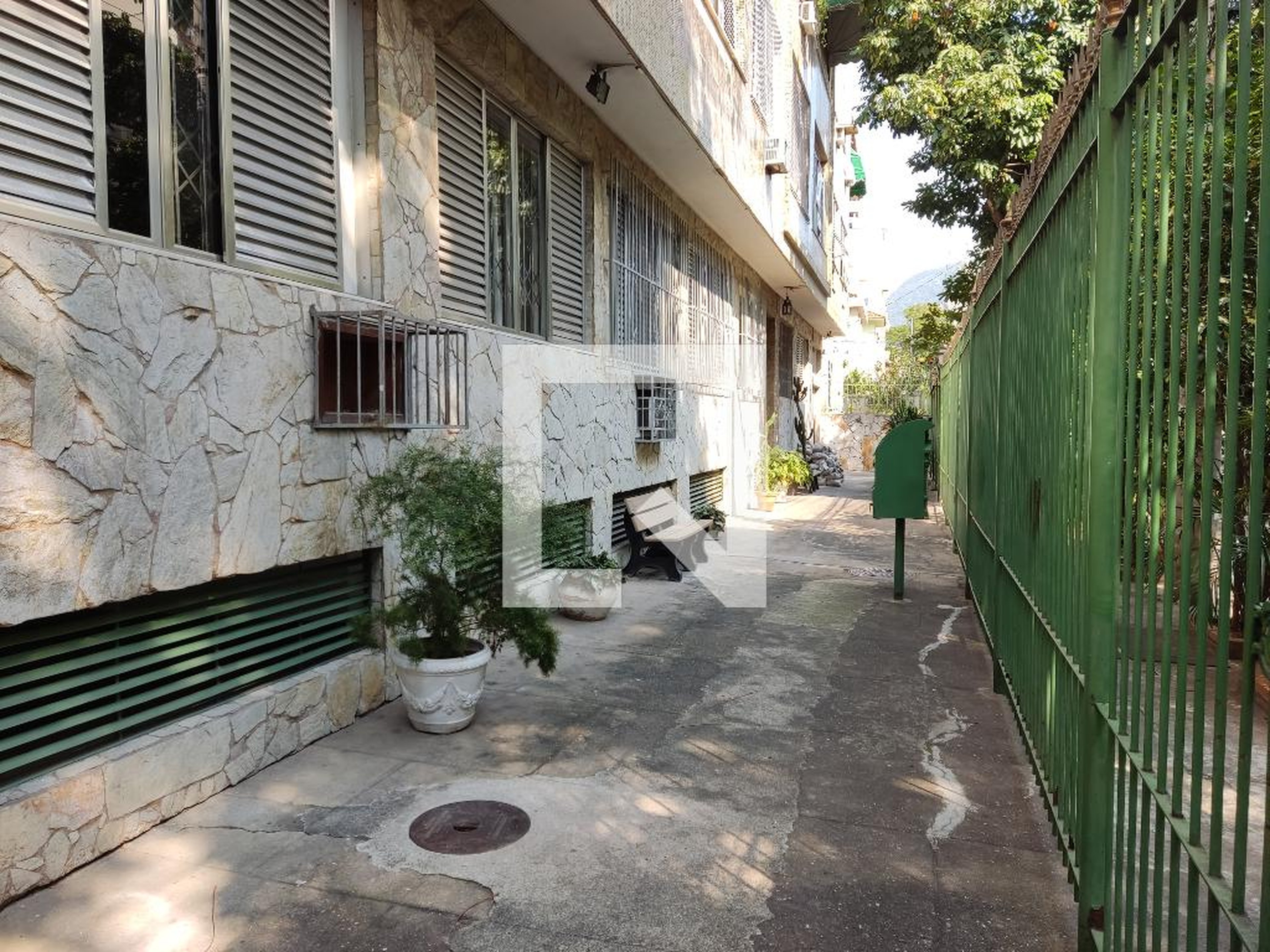 Fachada do Prédio Condomínio franklin van erven