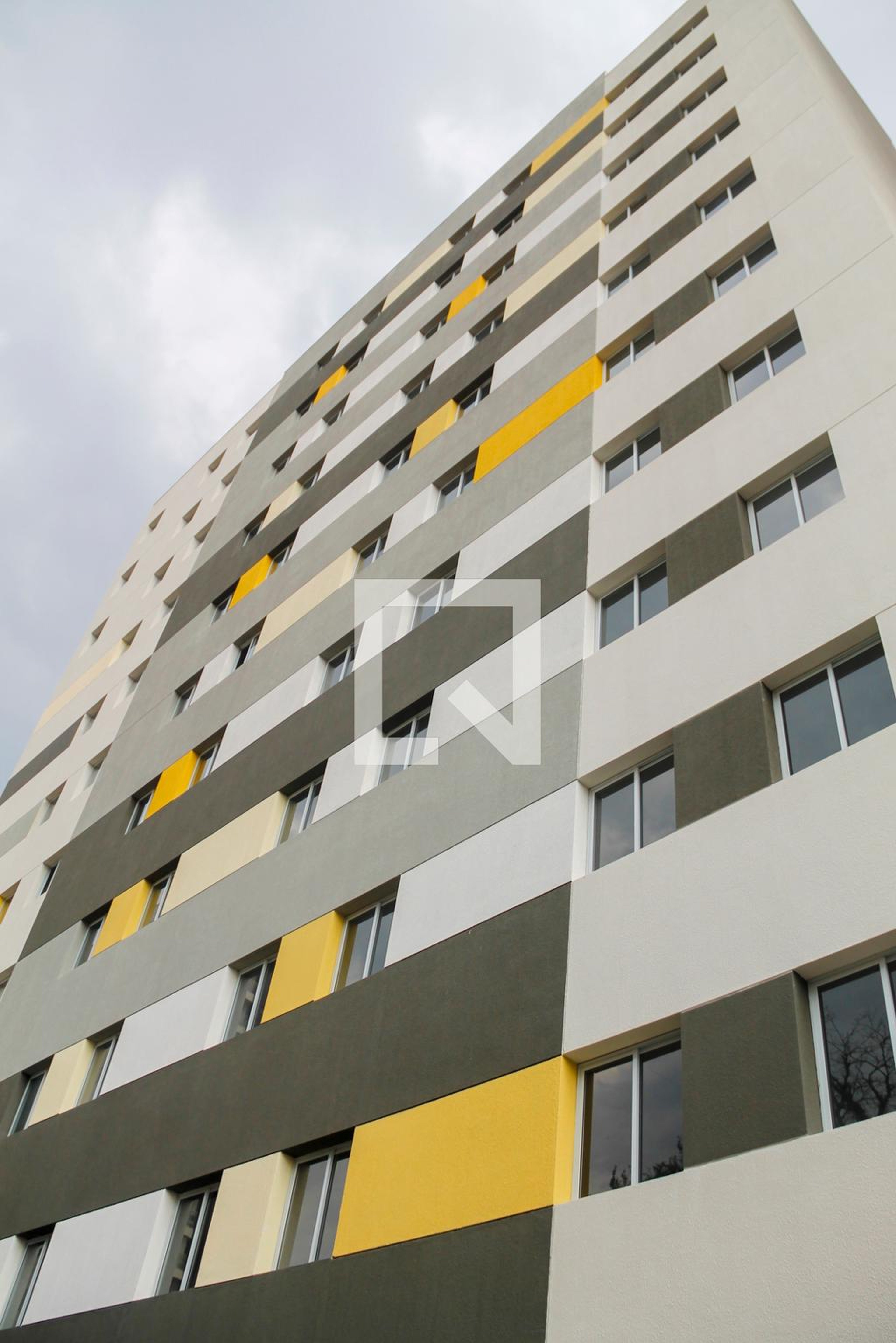 Fachada Condomínio em Rua Alegre, 330