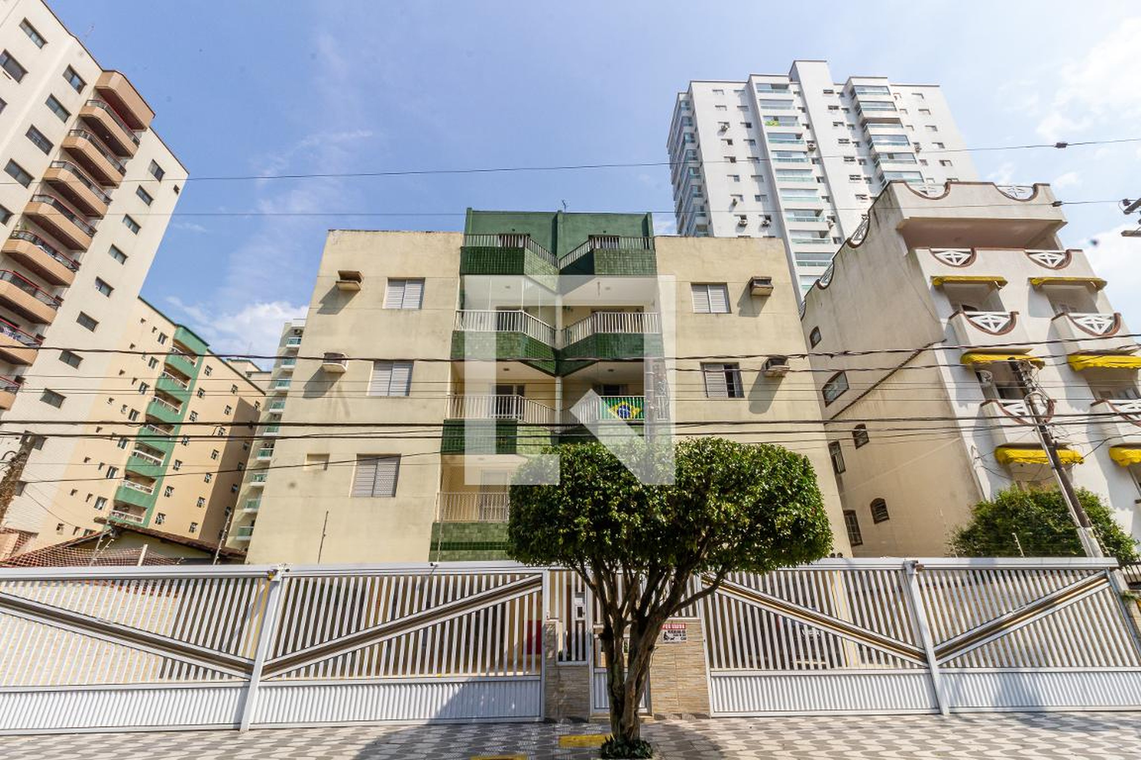 Fachada Condomínio em Avenida Marechal Maurício José Cardoso, 583