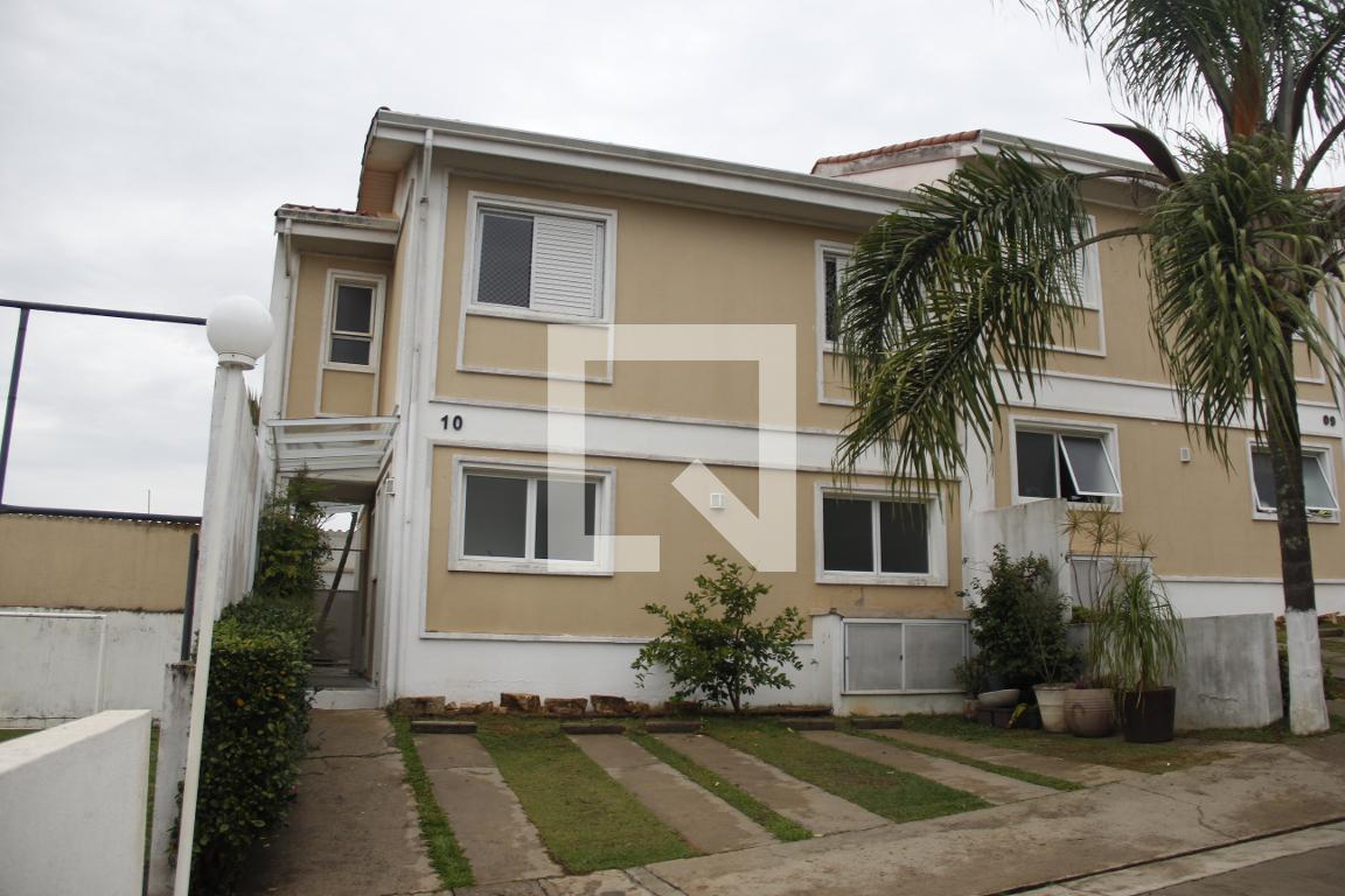 Fachada Condomínio Park Village