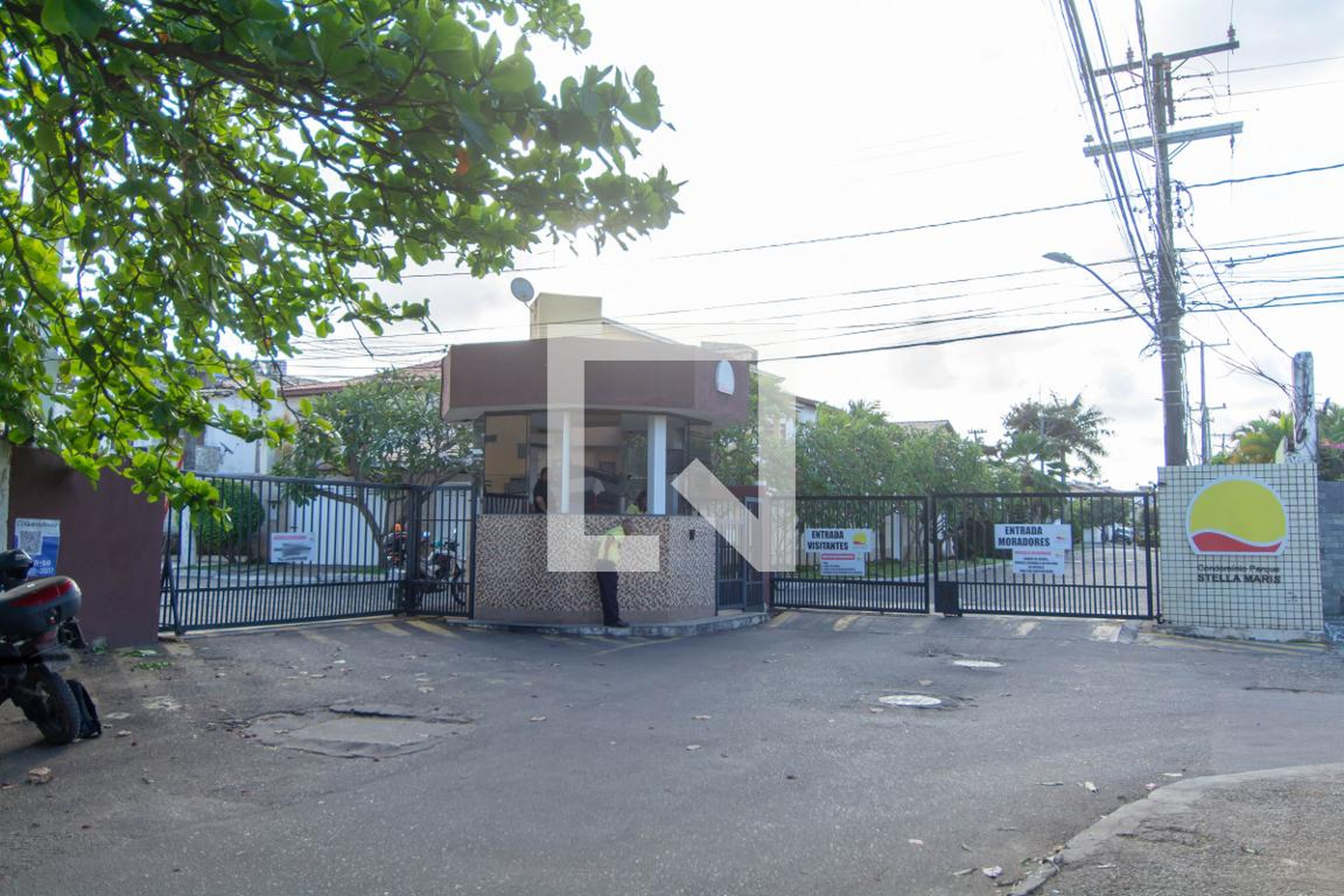 Fachada Condomínio em Rua Deputado Eliel Martins, 510