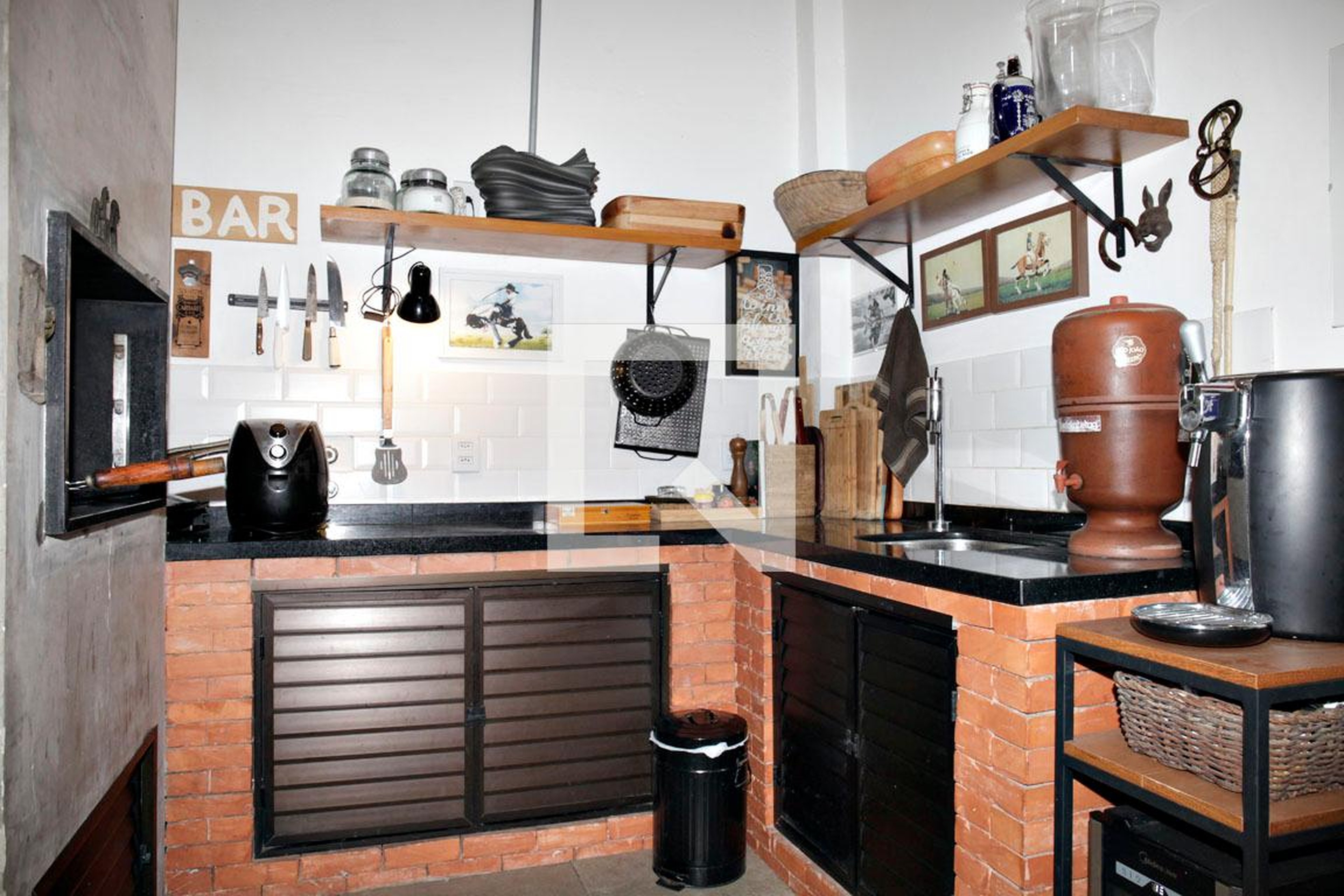 Churrasqueira - Edifício Trianon