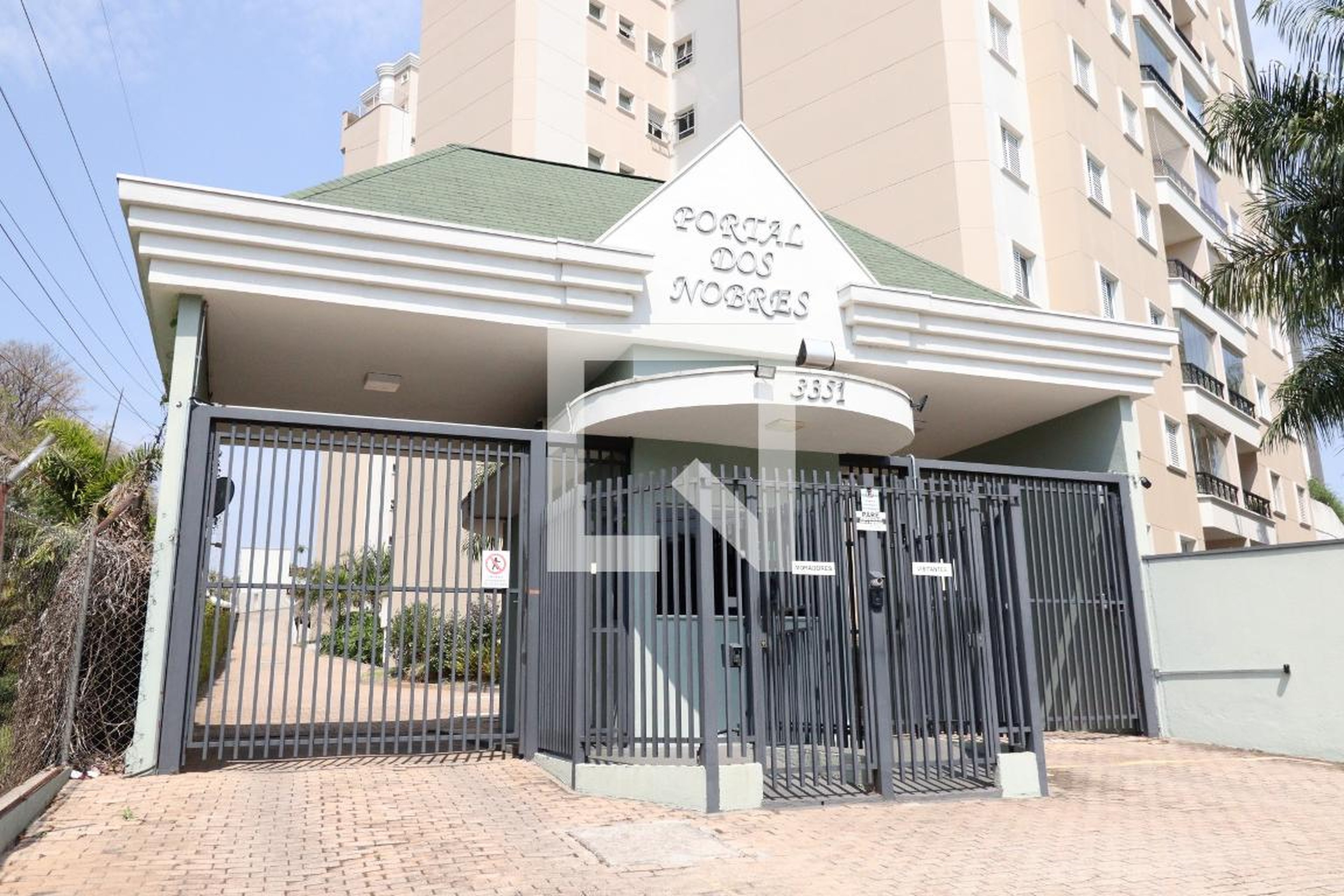 Fachada do Prédio Condomínio Portal dos Nobres