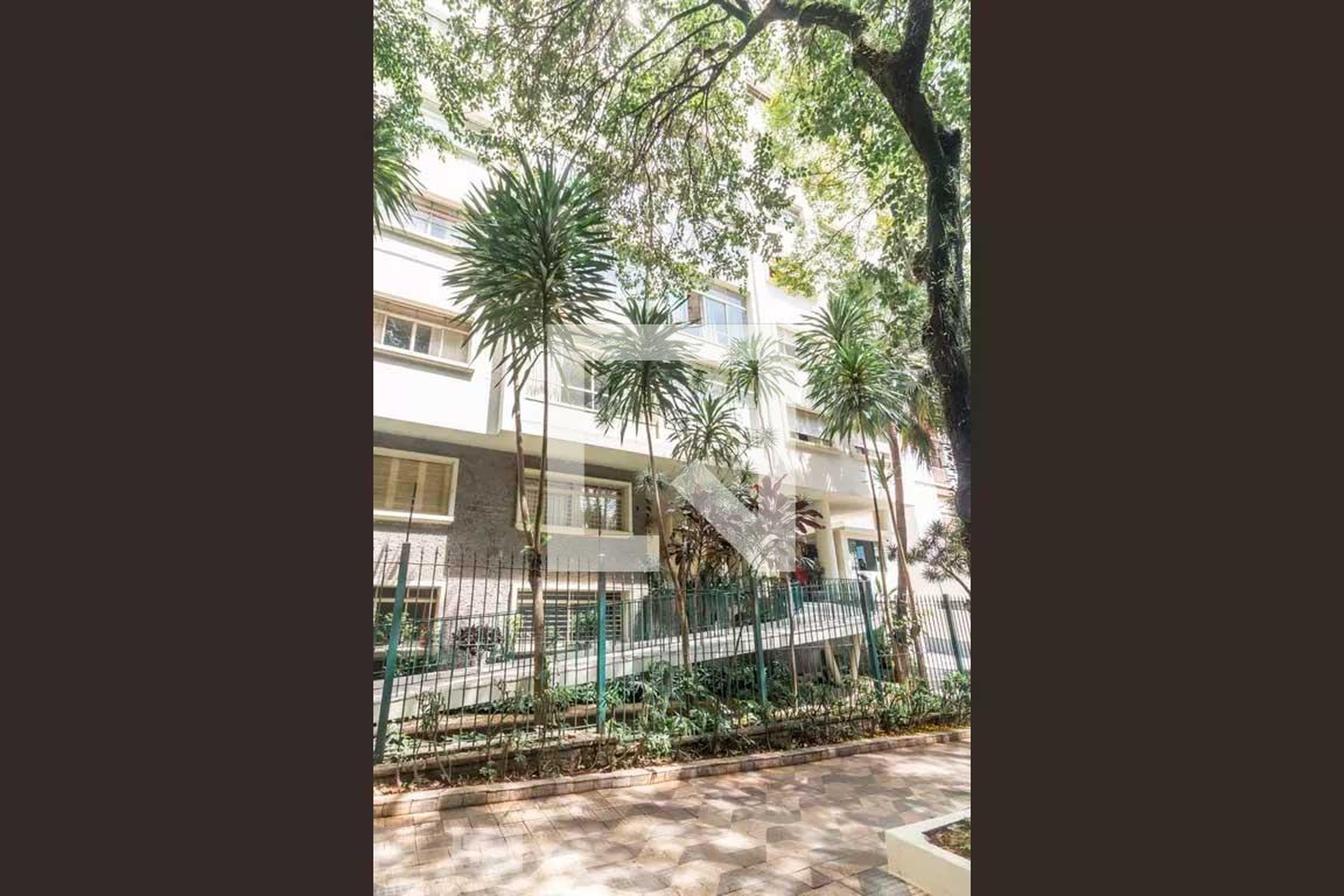 Fachada Condomínio em Rua Martim Francisco, 71