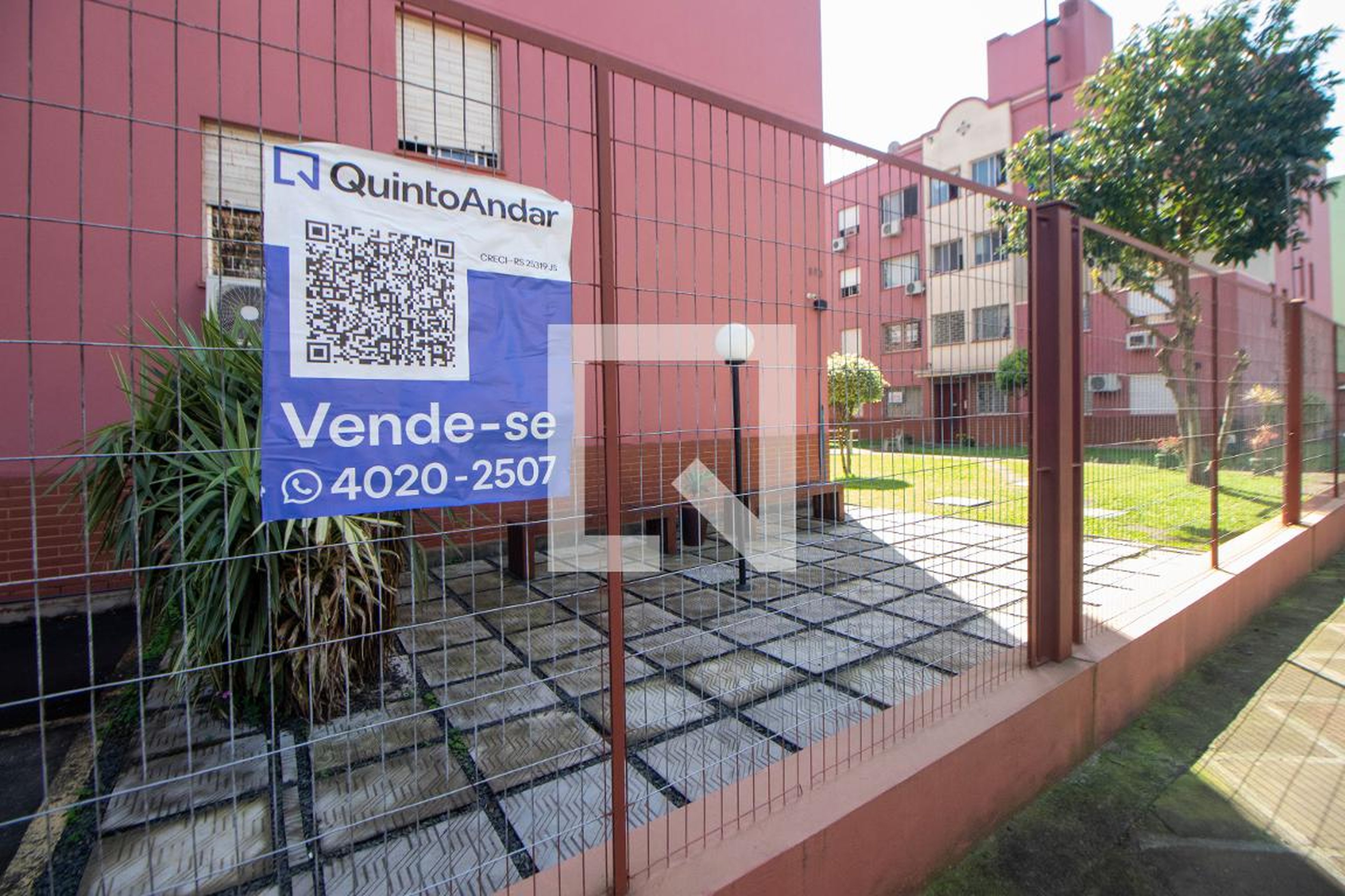 Fachada do Condomínio Condomínio São Diego