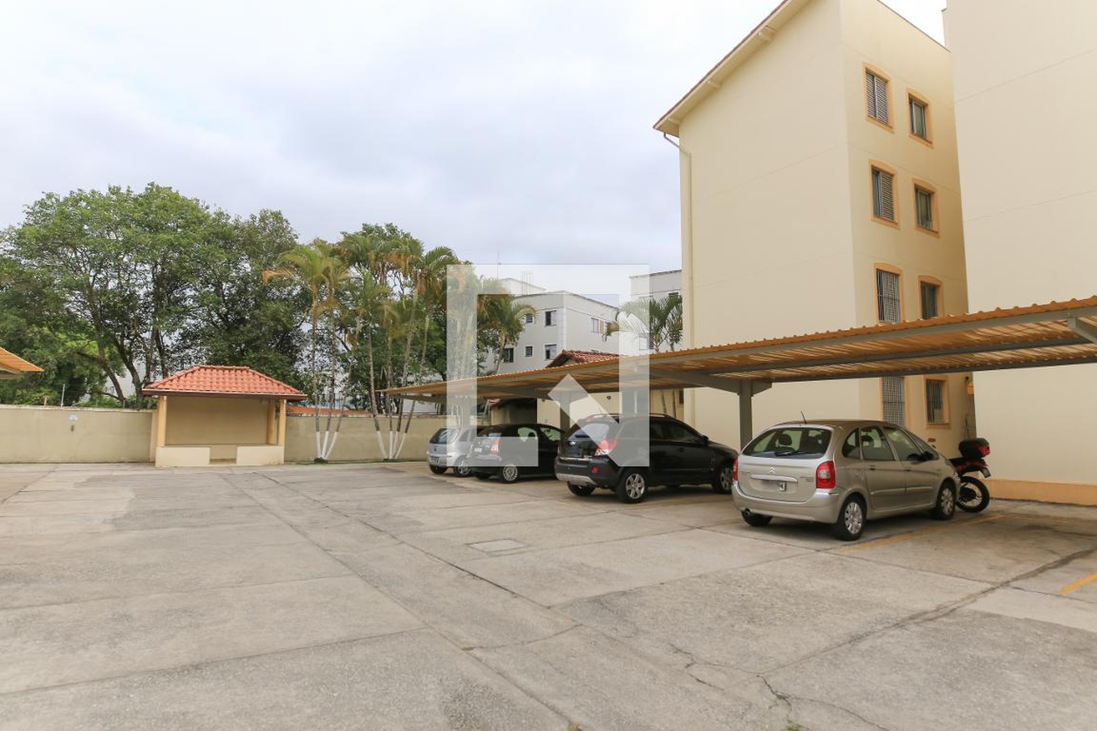 Fachada Condomínio Chateau Lanson