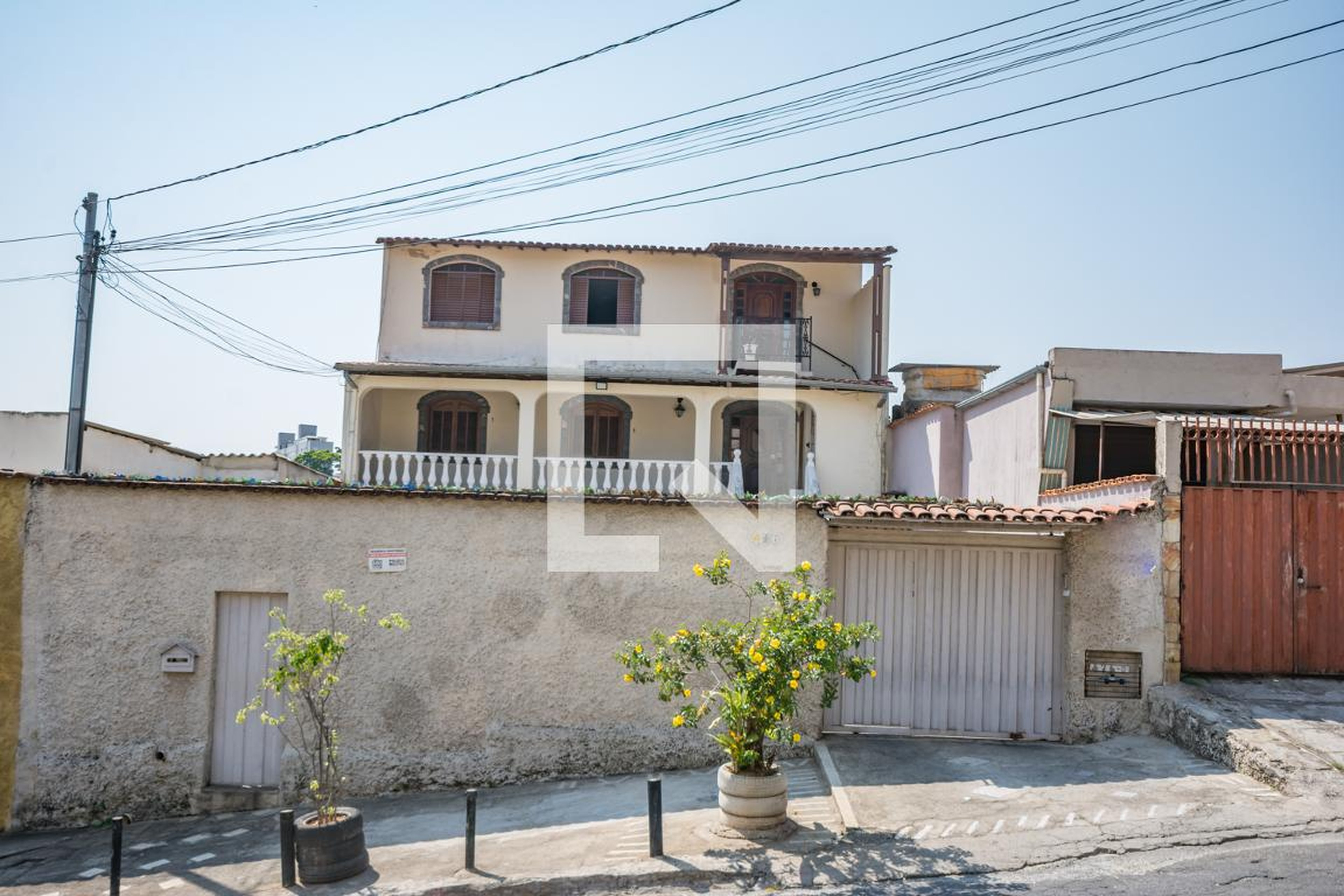 Fachada Condomínio em Rua Mário Soares, 476