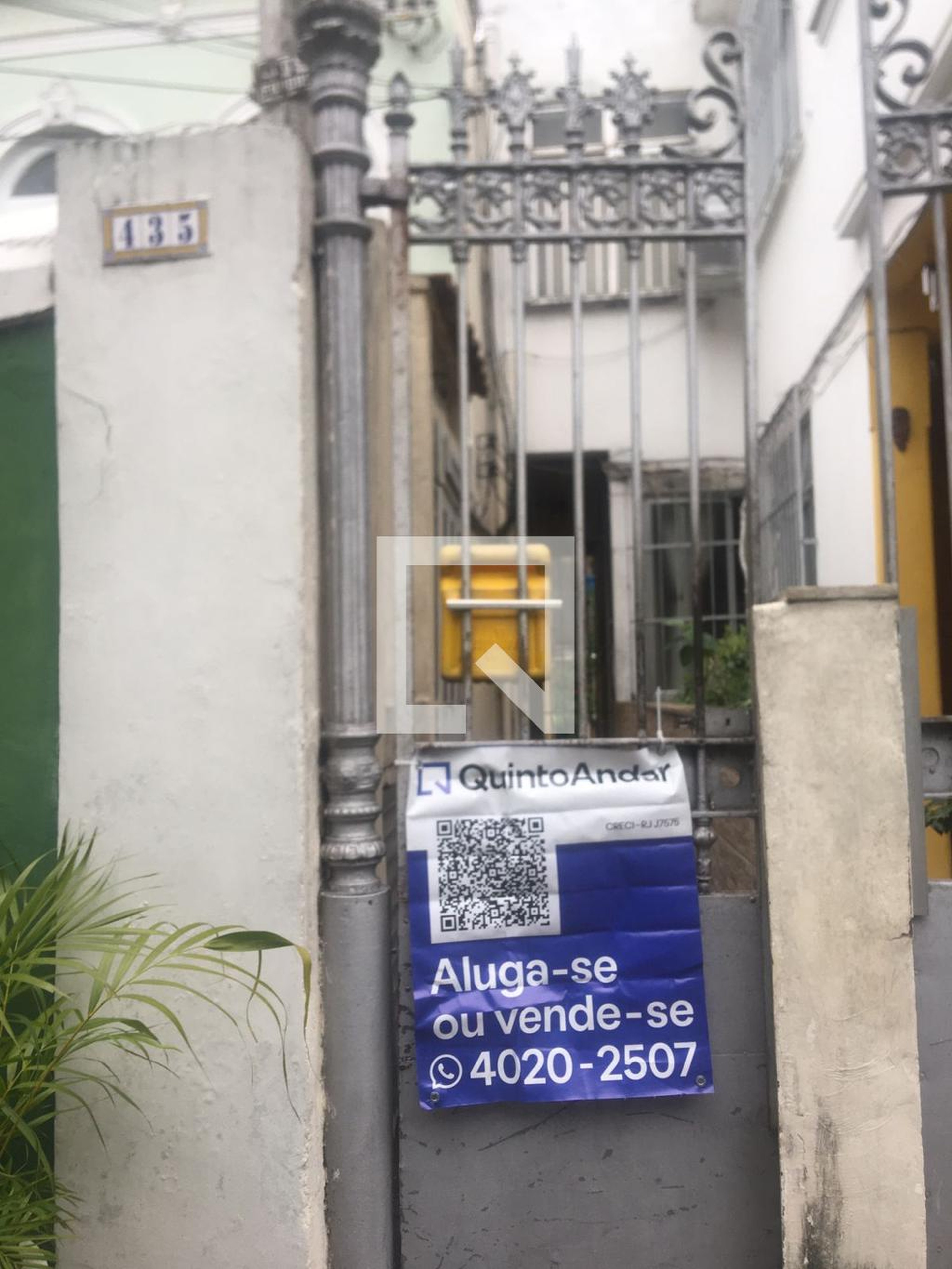 Fachada Condomínio em Rua Pedro Américo, 435