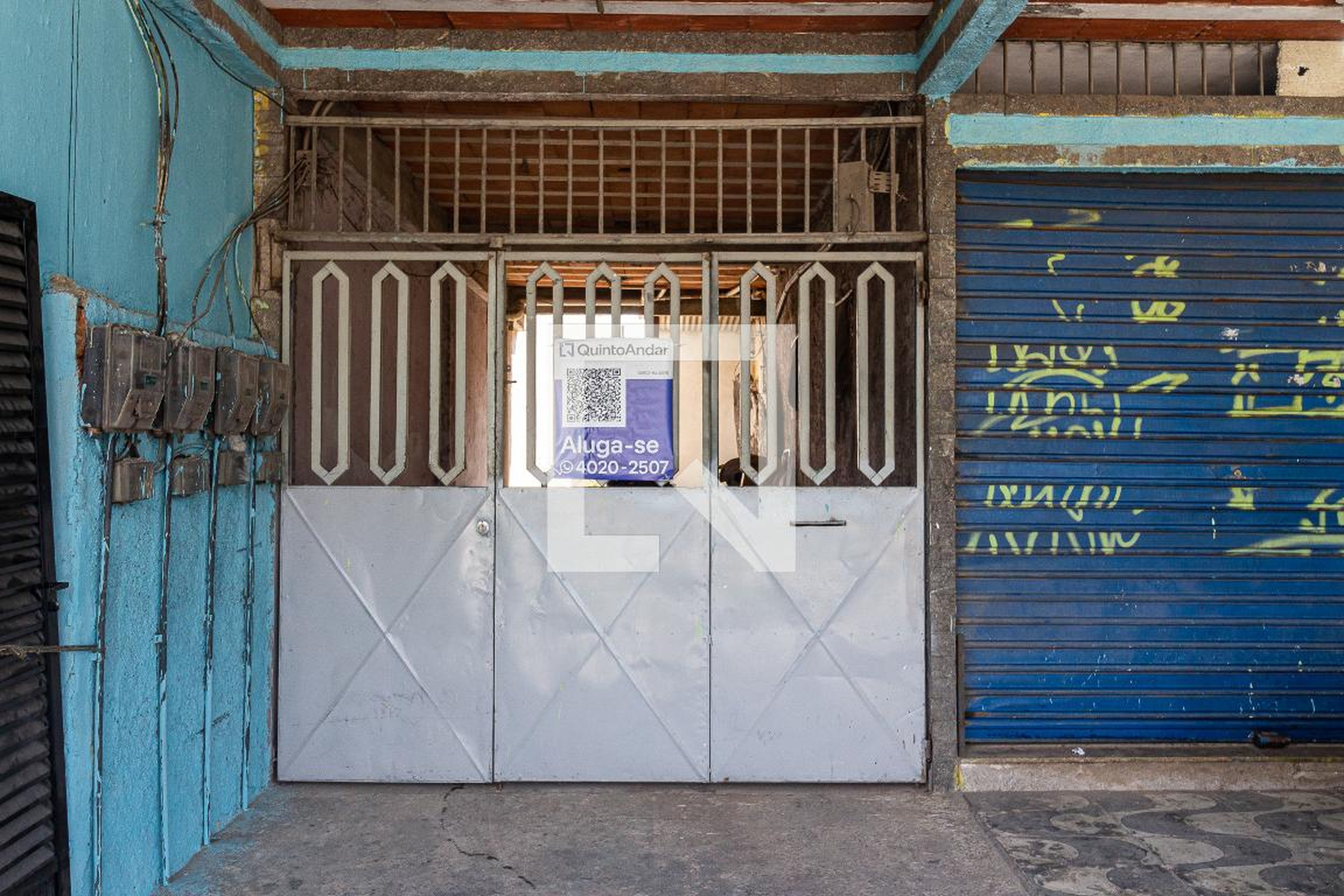 Fachada Condomínio em Estrada do Tingui, 2400