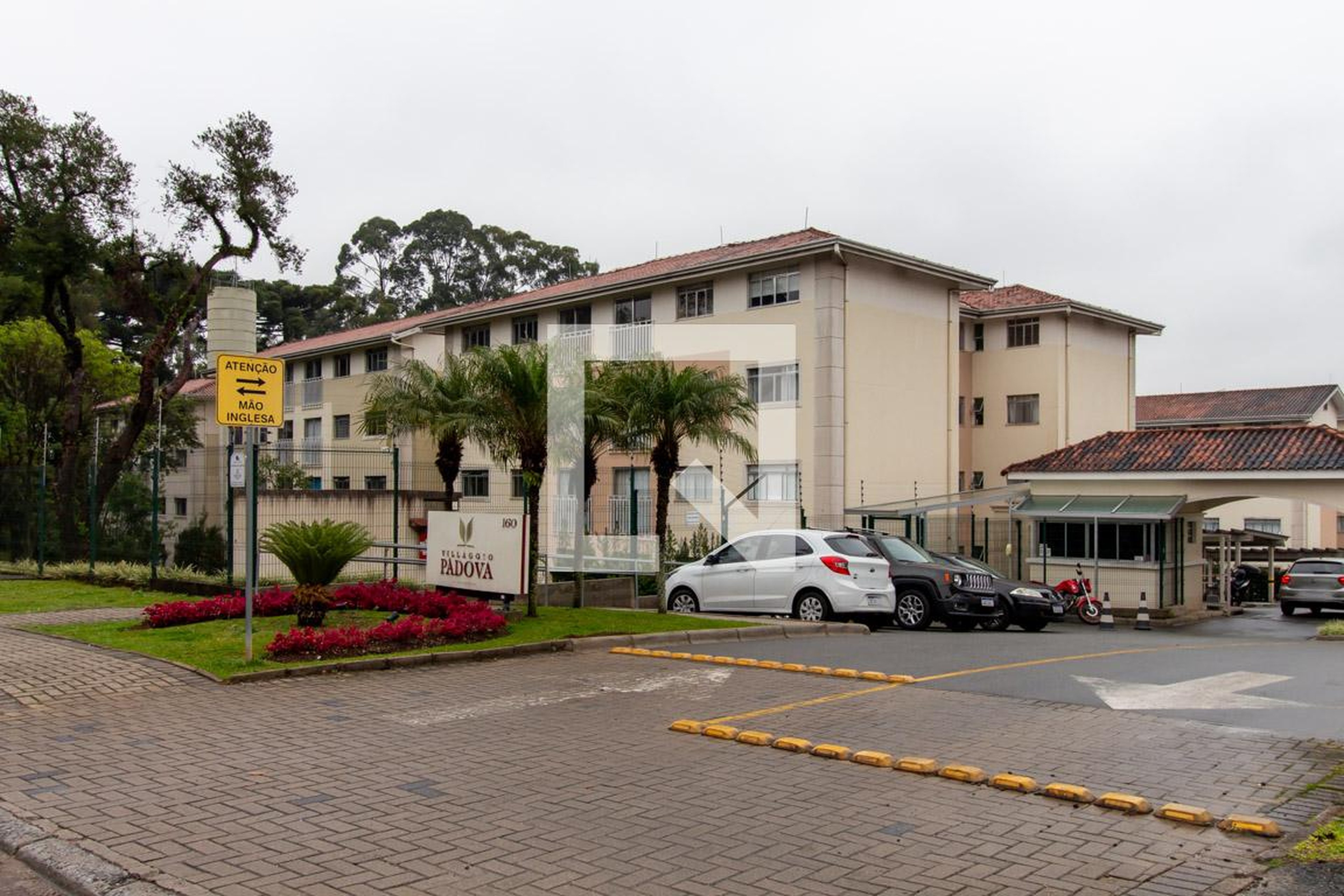 Fachada do Condomínio Condomínio Villaggio Padova