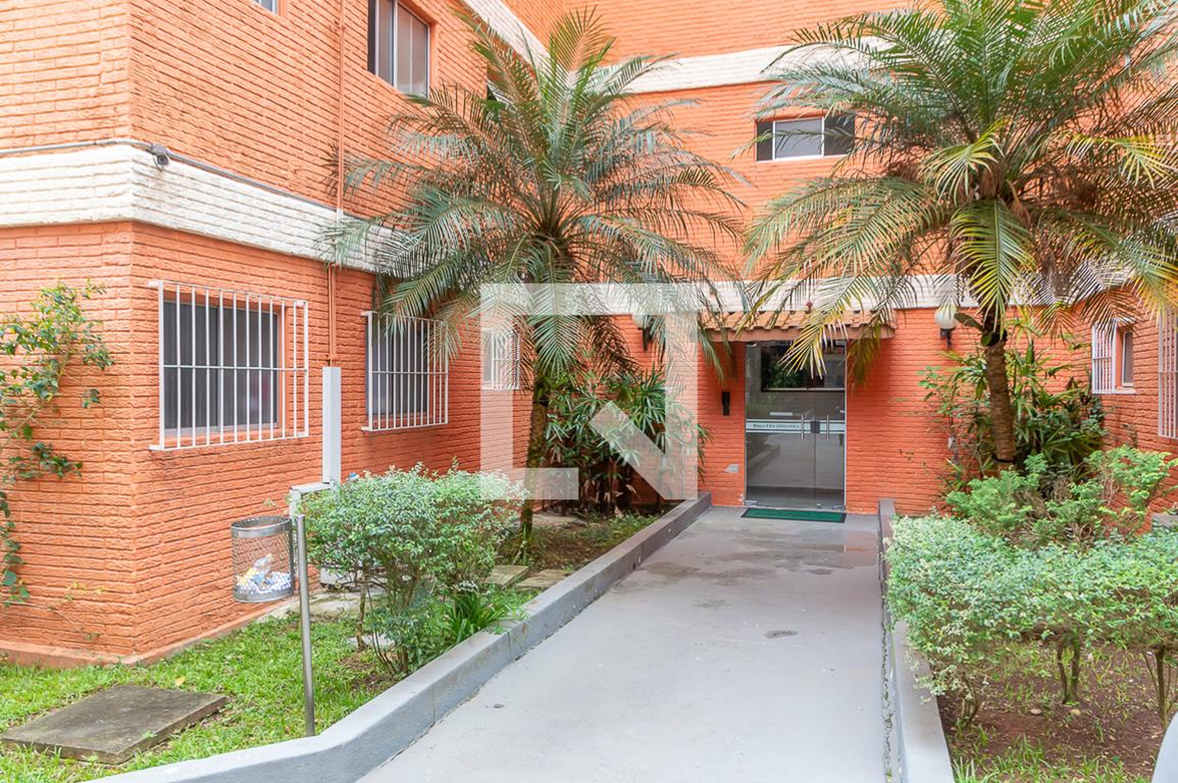 Hall de Entrada - Conjunto Residencial Tiradentes