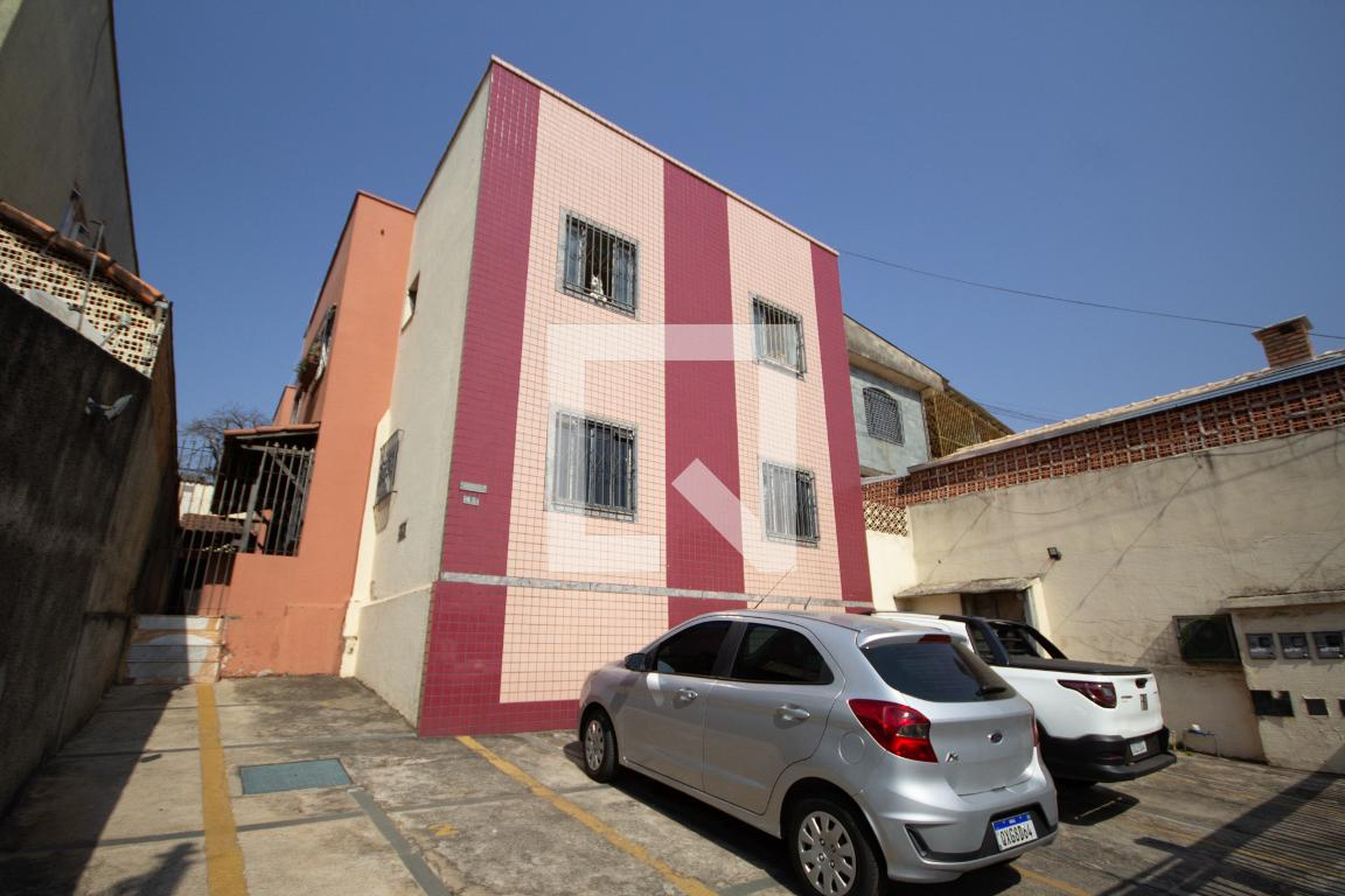 Fachada Condomínio Cambuquira