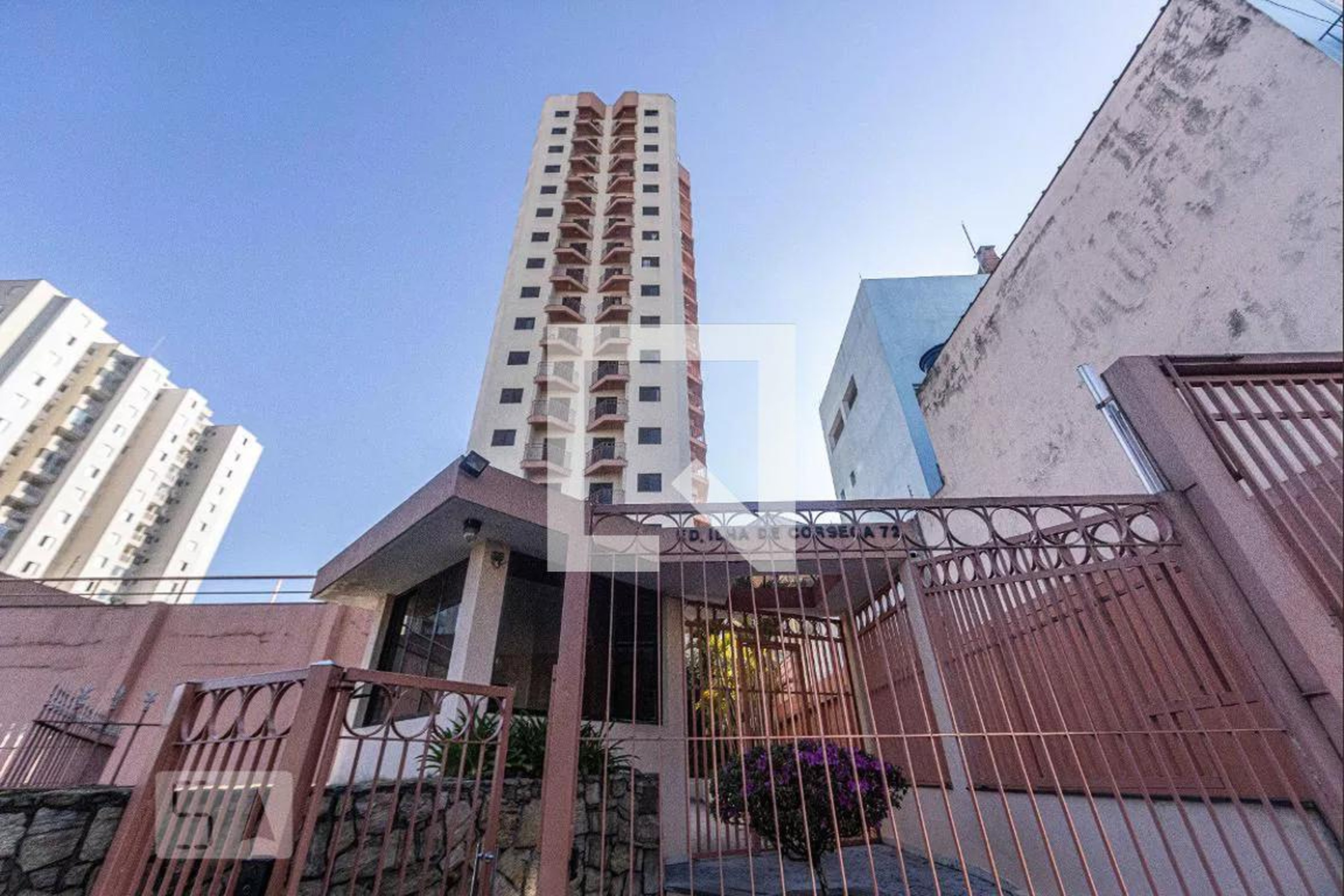 Fachada do Condomínio Condomínio Ilha de Corsega