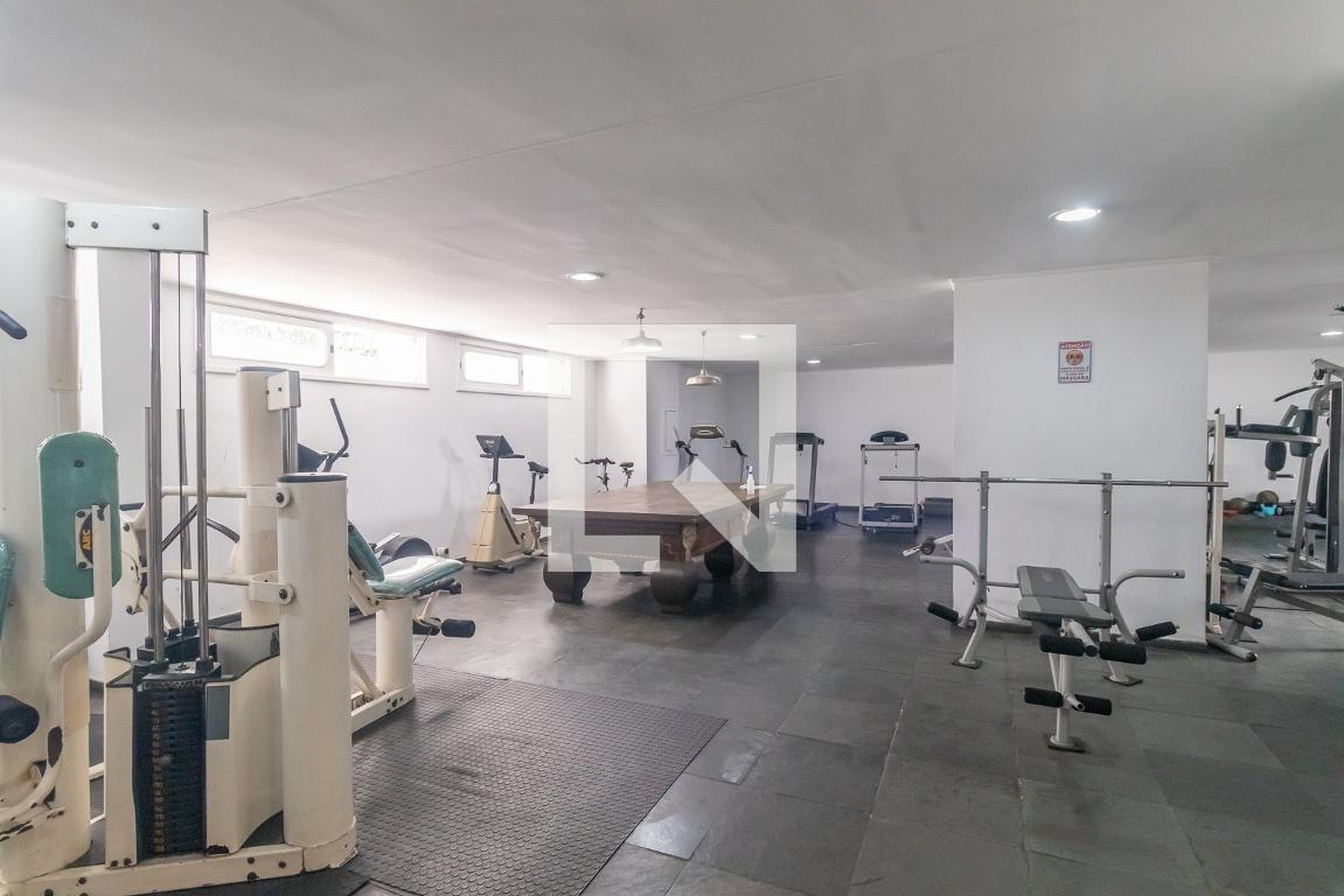 Academia - Ed guibert